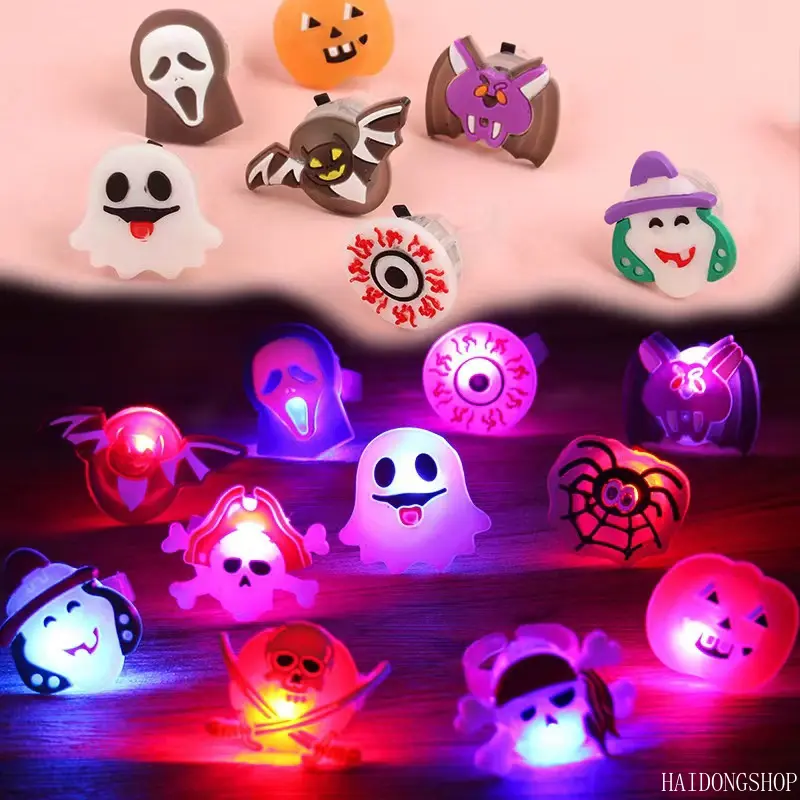 Viral Festive Halloween Christmas Light Up LED Finger Rings & Glow Wristbands For Kids, Flashing Pumpkin Holiday Party Toy, Luminous Accessory For Trick Or Treat Christmas Eve Costume Party Holiday Styling Movable Steampunk Robot Charm