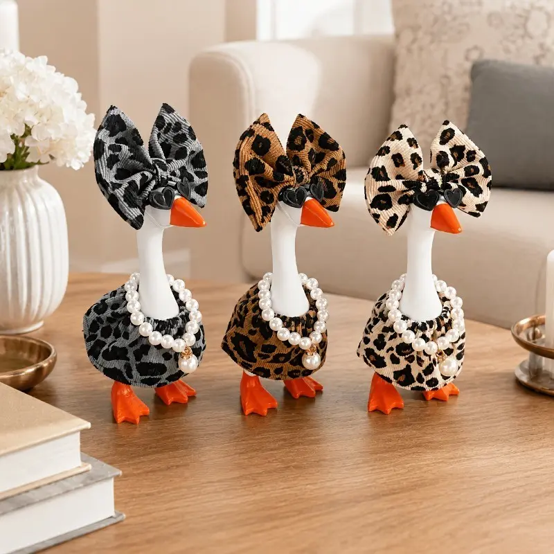 7-Inch Desktop Duck Costume Set, Decorative Leopard Print with Bow, Heart Sunglasses, Pearl Necklace, Mini Duck Dress for Small Models