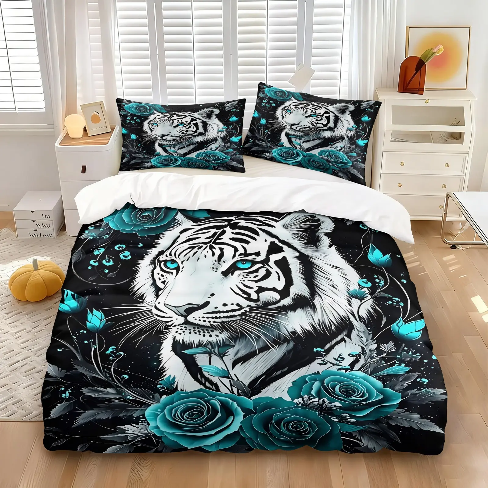 Domineering White Tiger and Blue Rose Duvet Cover Set & 1-2 Coreless Pillowcases, Dark Gothic Wild Masculine Style Bedding Set, Soft Skin-Friendly and Breathable for All Seasons, Mysterious Dark Fairy Tale Style Bedroom Decoration