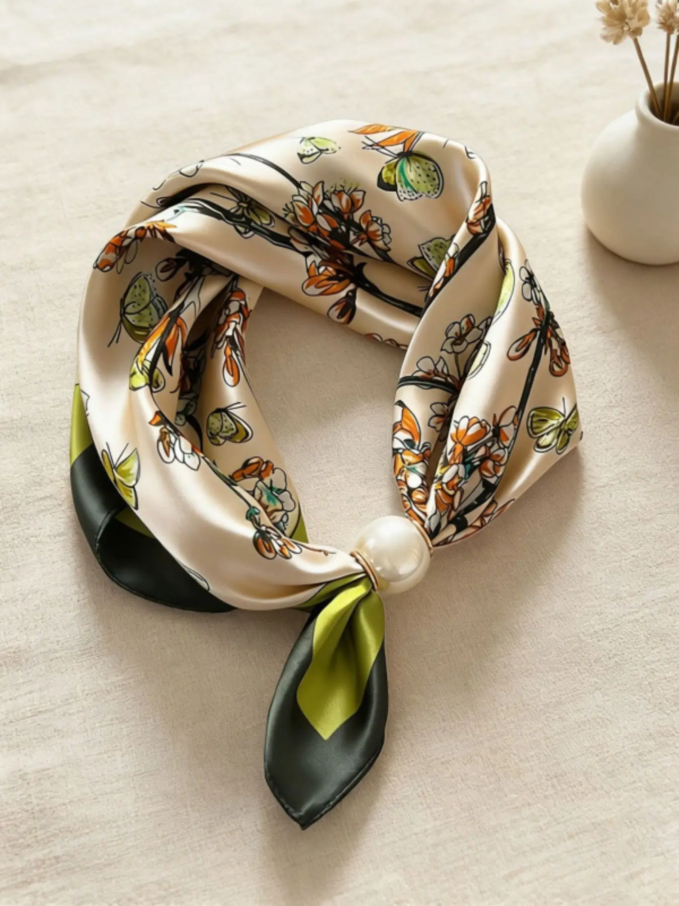 Pearl Magnetic Clasp Necklace Scarf, Butterfly Pattern Pendant, Soft Comfortable Wrap, Fashion Accessory, Holiday