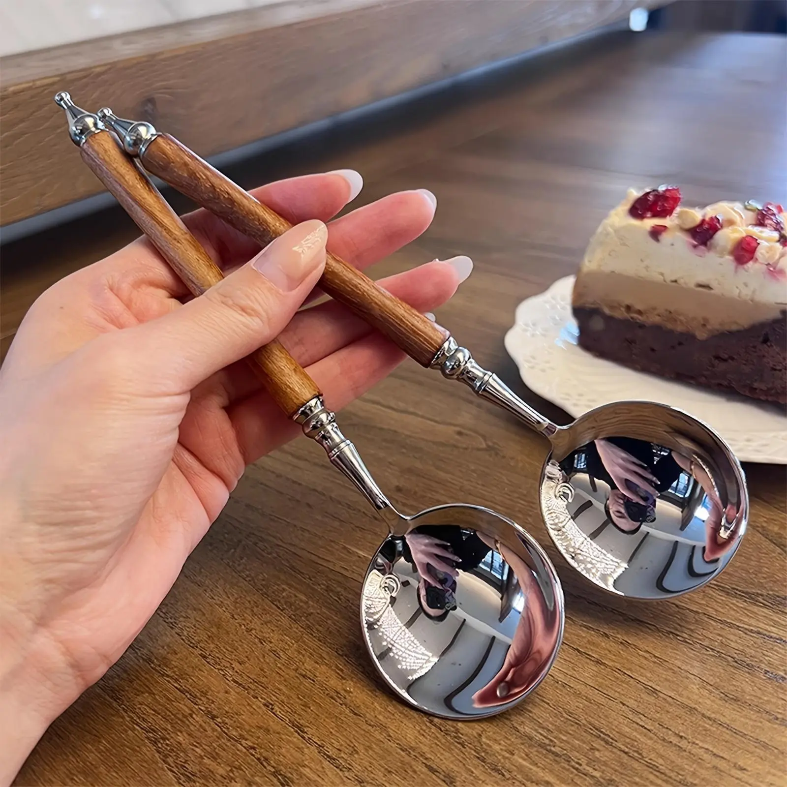 1 Wooden-Handle-Look Stainless Steel Round Spoon, Long-Handled Round-Head Spoon, Household Rice Spoon Soup Spoon Teaspoon, Dessert Spoon