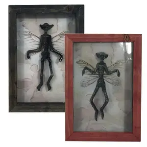 Mysterious Ghost Specimen Photo Frame Bat Display Resin Gothic Picture Frames Decor Oddities and Curiosities Taxidermy Animals