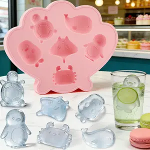 Cute Cartoon Ocean Creatures Ice Cube Mold, Ice Cube Trays, Ice Molds, Silicone Material, Easy to Clean, Summer Drink Decor, Baking Tool, Perfect for Family Gatherings