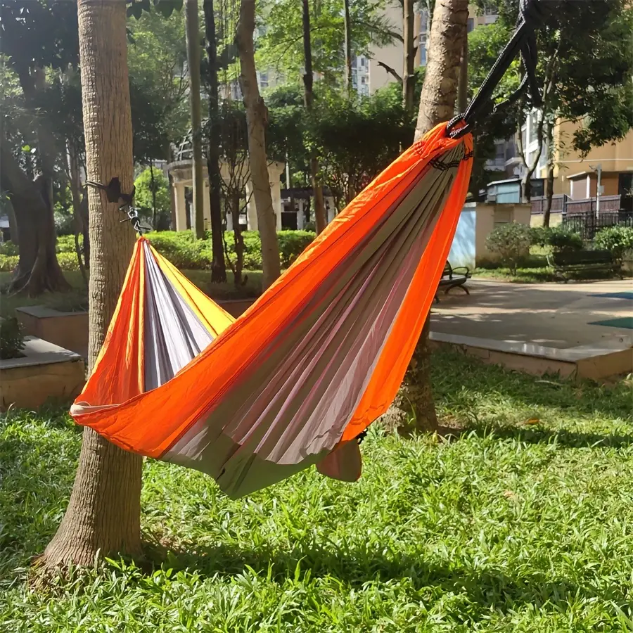 Lightweight Hammock for 1 Person - Portable indoor/outdoor hammock suitable for camping, hiking, and the beach - Heavy-duty soft fabric, compatible with trees/stands - Ideal for backpacking, families, and travel - Suitable for adults and teenagers