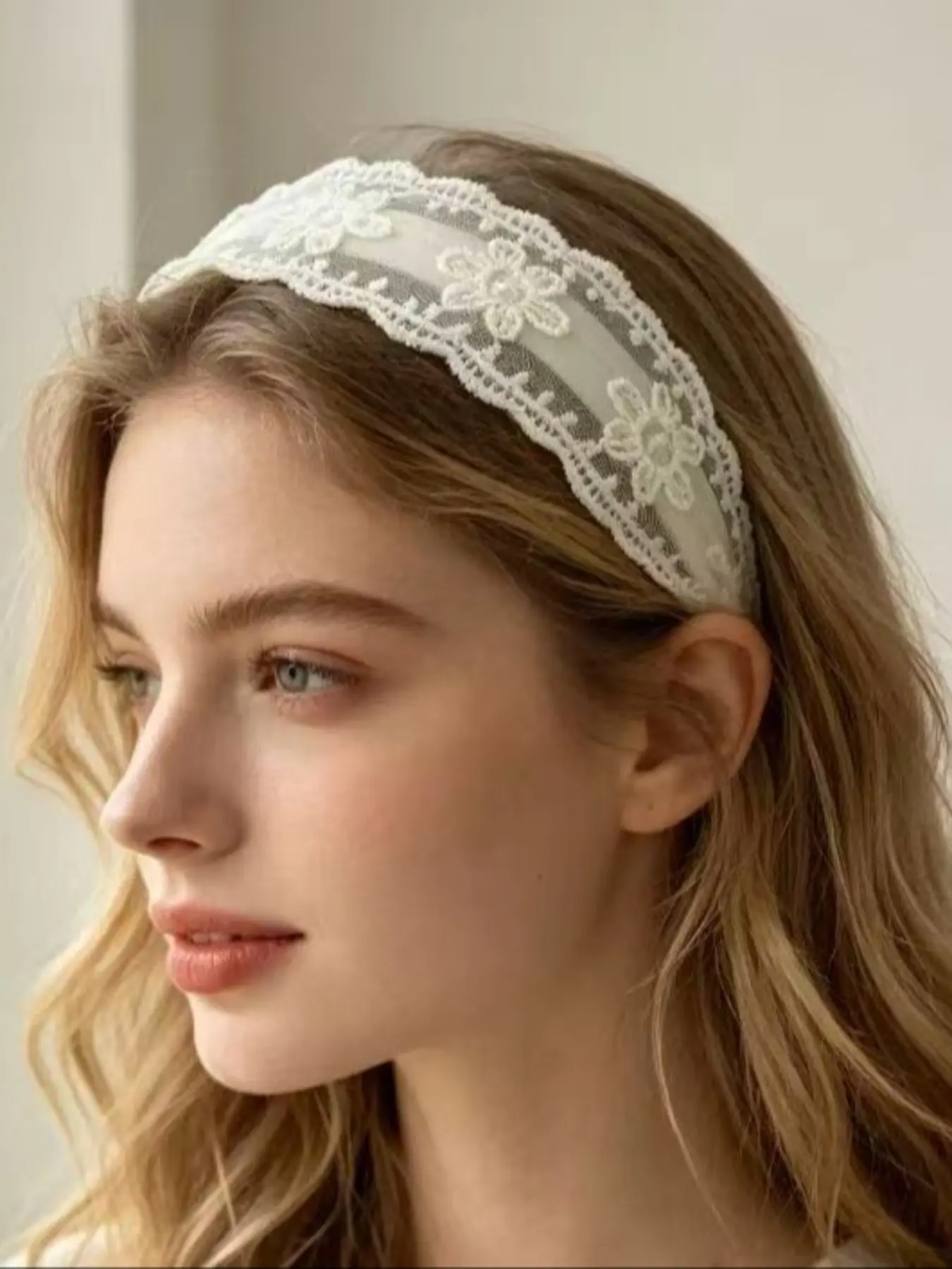 Elegant Lace Flower Headband, Wide Band Hair Presser, Non-Slip Comfortable, Bohemian Style, Perfect for Daily Wear and Weddings, Boho Hair Accessories
