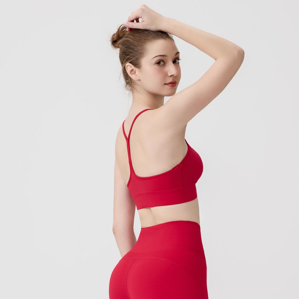 LULU Summer New Arrival: Sports Y-Back Tank Top. Made from breathable, lightweight, quick-drying fabric, its cloud-like breathability allows your body to move freely during exercise.