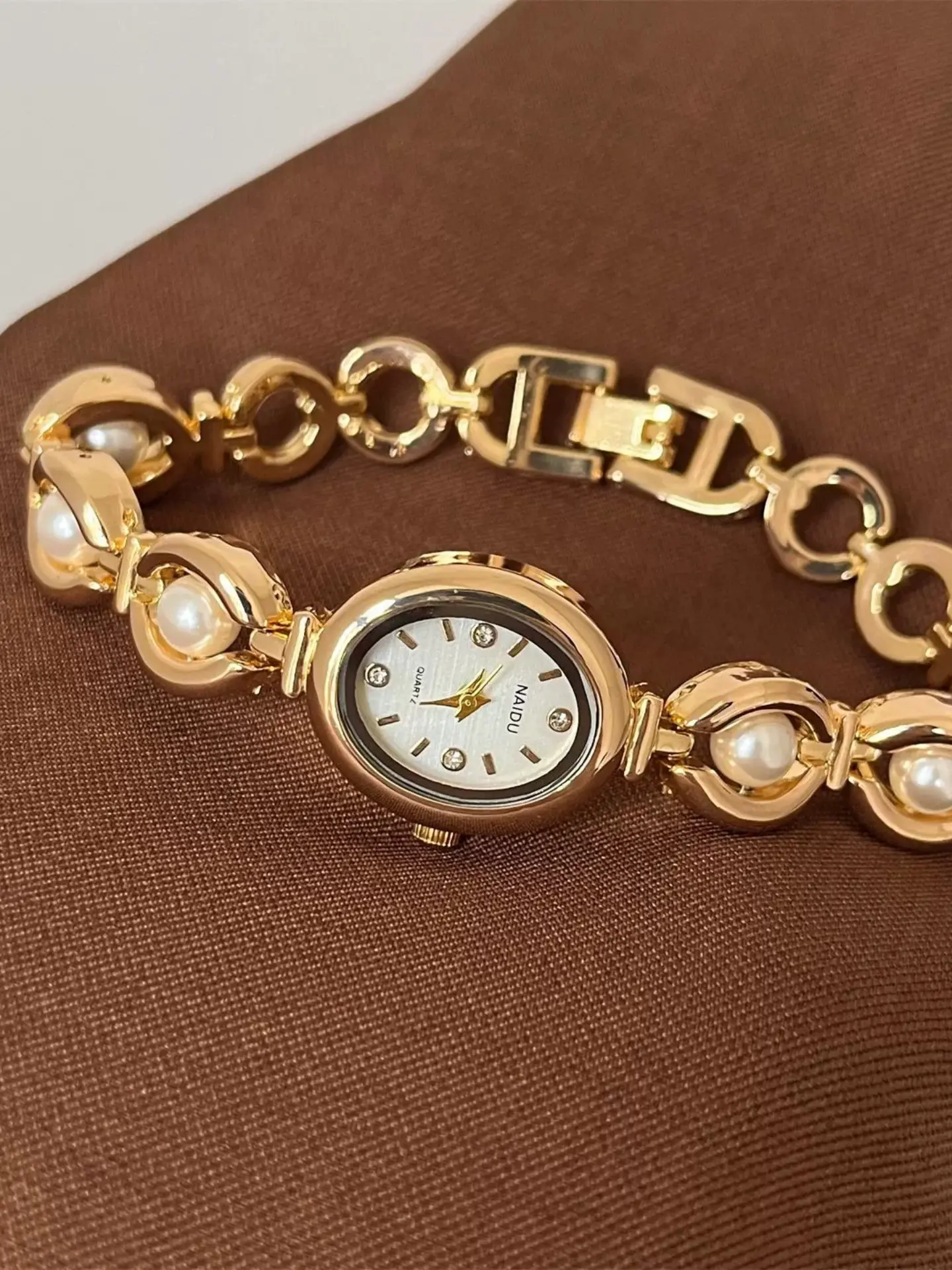 Luxury Pearl Bracelet Watch, Elegant Analog Quartz Timepiece, All-Season Accessory, Perfect Gift for Girlfriend and Mom
