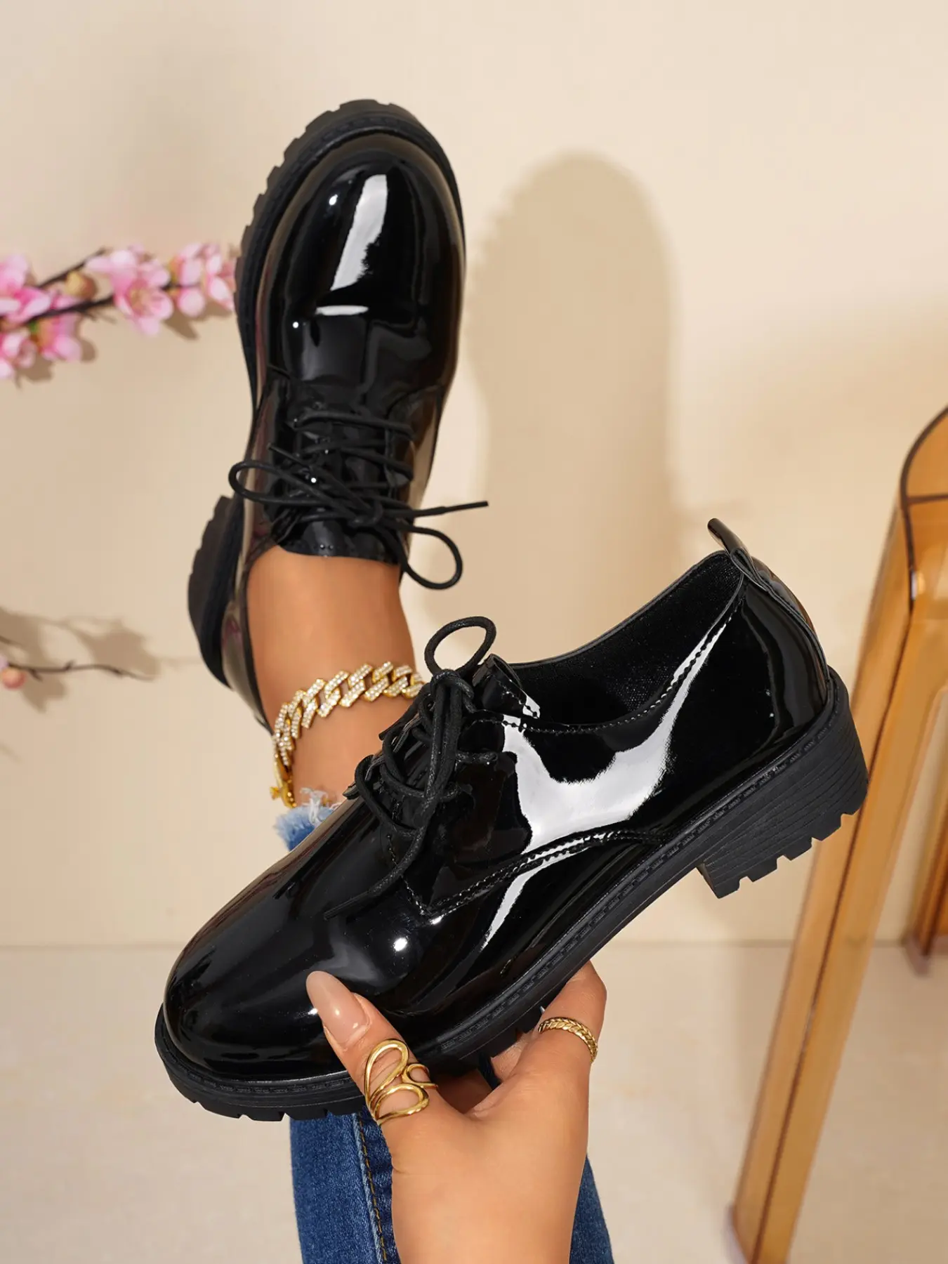 Women's Glossy PU Leather Oxford Shoes, Thick Sole Chunky Heel Lace-Up, Vintage College Style, Versatile Jk Uniform Commuter Shoes