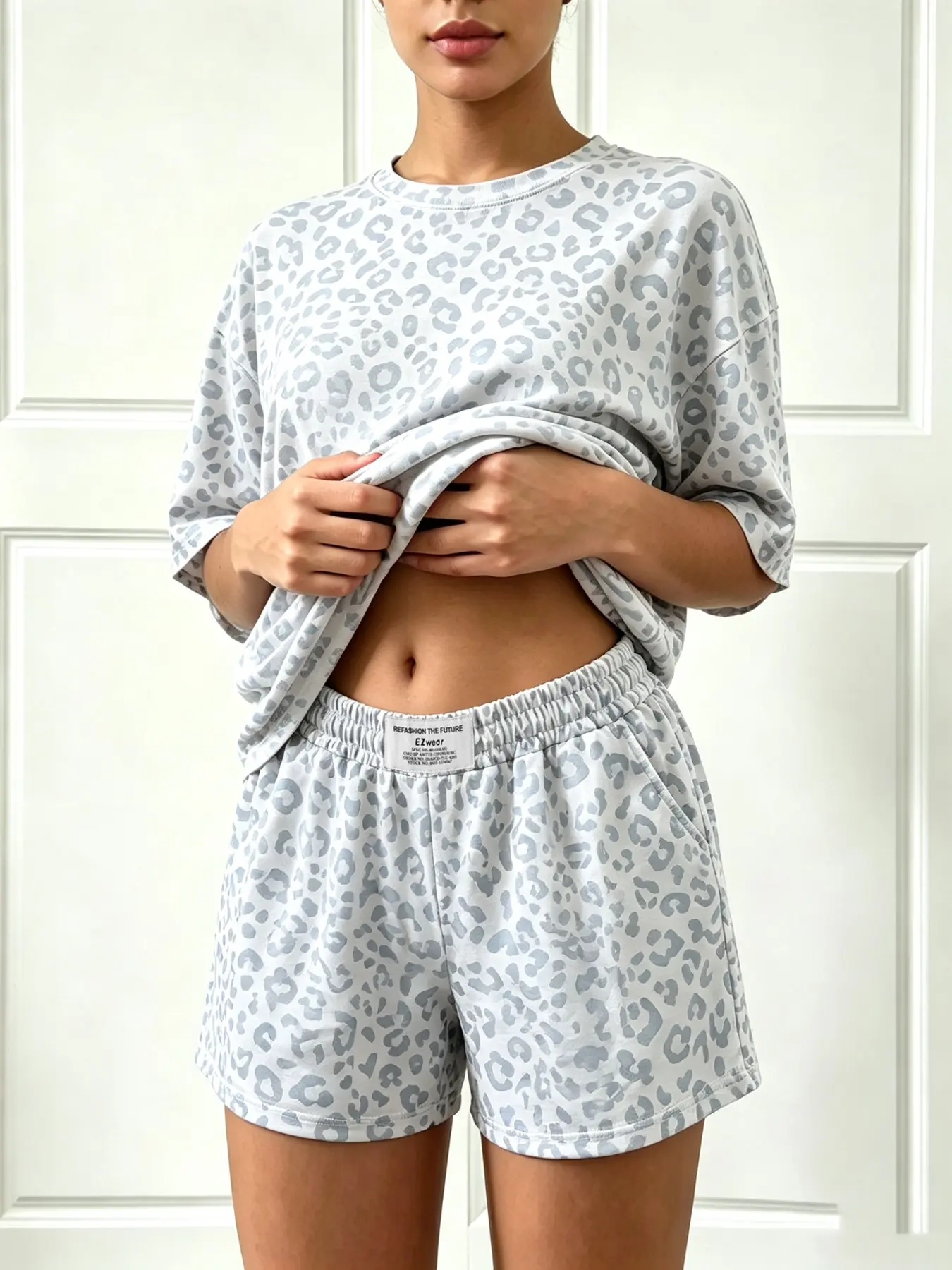 2-Piece Leopard Print Home Set, Soft Comfortable Short Sleeve Top + Loose Fit Shorts, Women's Summer Pajamas, Tiktok Trendy