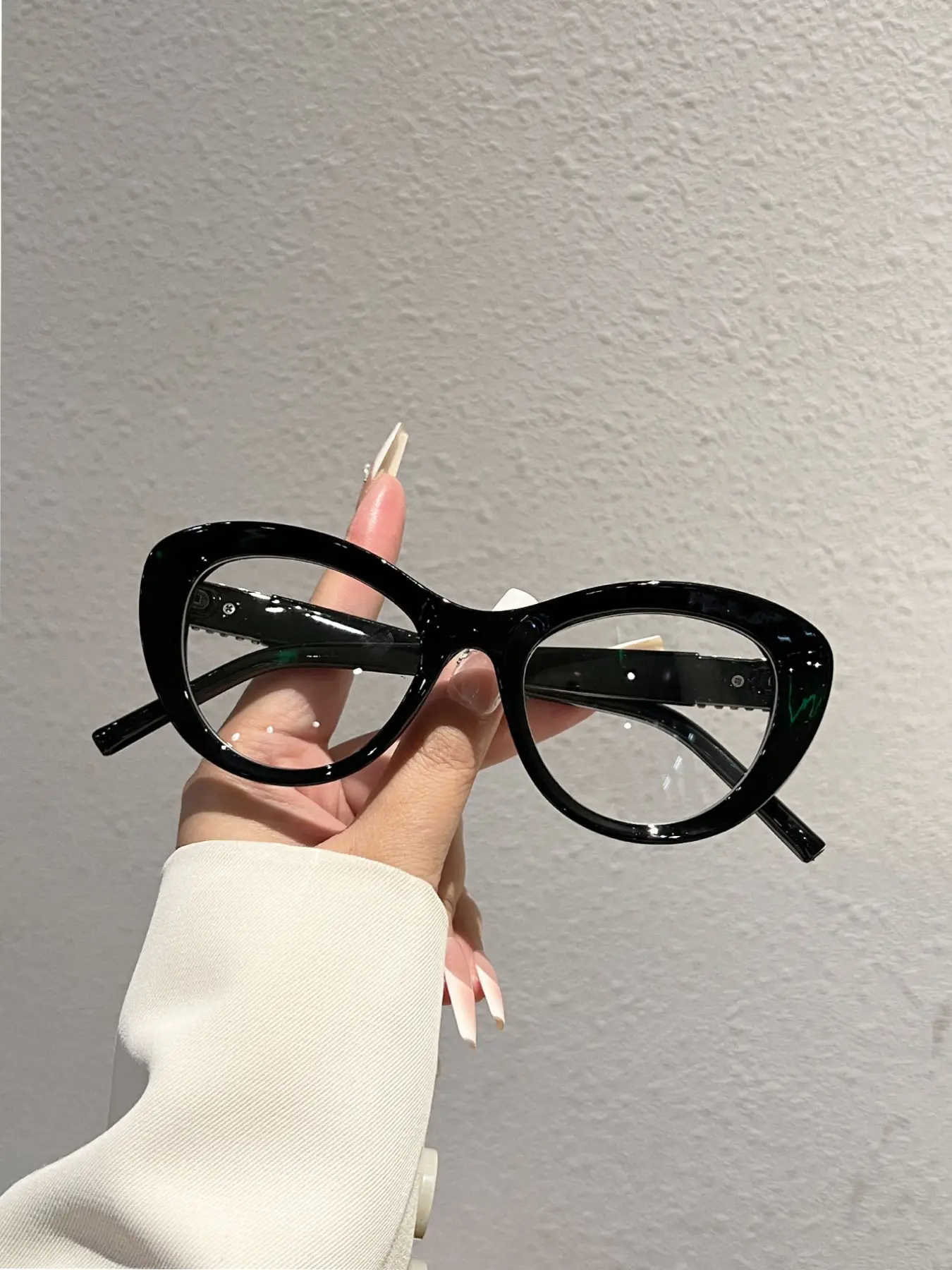 New Women's Round Frame Fashion Sunglasses, Casual Retro Style, High-End Trendy Accessory, All Seasons Wear, PC Material, Round Shape Sunglasses