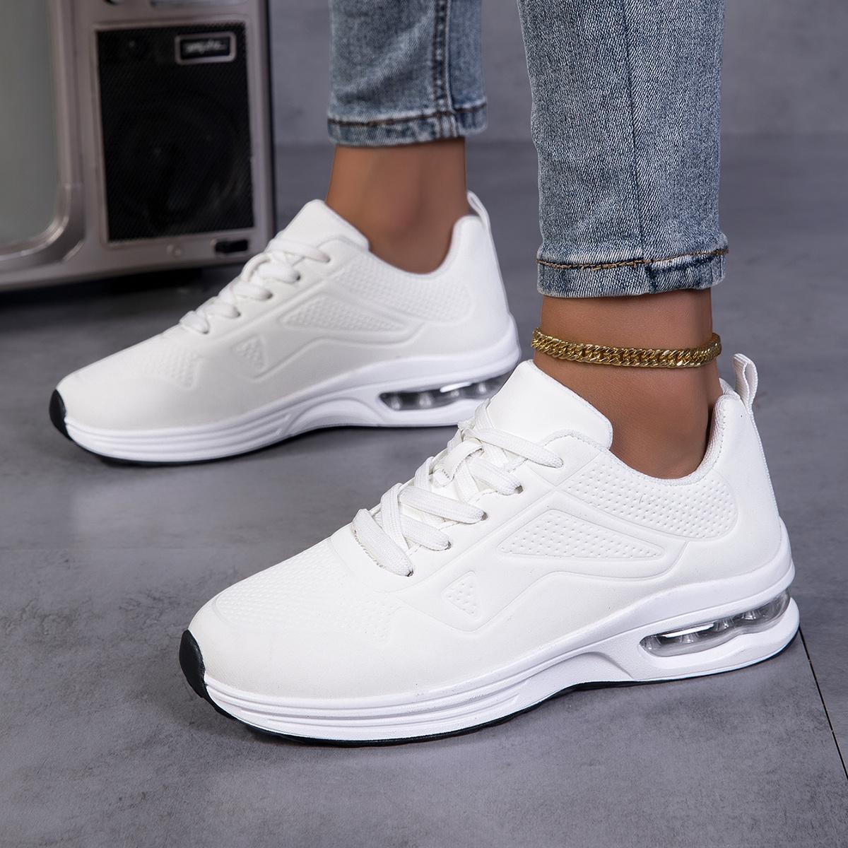 Women's Winter Outdoor Sports Shoes Thick Sole Height Increasing Sneakers 2026 Autumn Trendy Breathable Mesh Shoes Air Cushion Lightweight Shock Absorption Soft unning Shoes Women's Jump Rope Shoes Outdoor Tennis Shoes