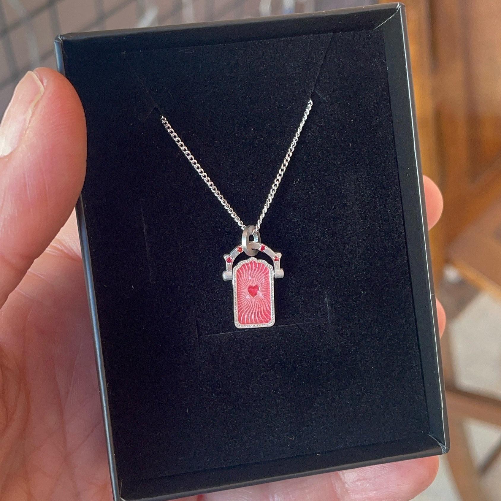 Tarot Shaking Necklace – Guardian Jewelry | Y2K Love Charm Necklace, Titanium Steel Vacuum Furnace, Tarnish-Free Hypoallergenic, High Color Retention, Waterproof Daily Wear, Boho Protection Gift for Her Tarot Shaking Necklace – Guardian Jewelry | Y2K Love Charm Necklace, Titanium Steel Vacuum Furnace, Tarnish-Free Hypoallergenic, High Color Retention, Waterproof Daily Wear, Boho Protection Gift for Her