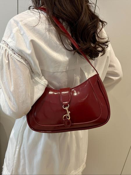 Chic Women's Crossbody Bag, Elegant Bags, Crossbody Clutch Purse, Fashionable and Versatile Underarm Bag for Everyday Elegance, Ideal Gift Suitable for Any