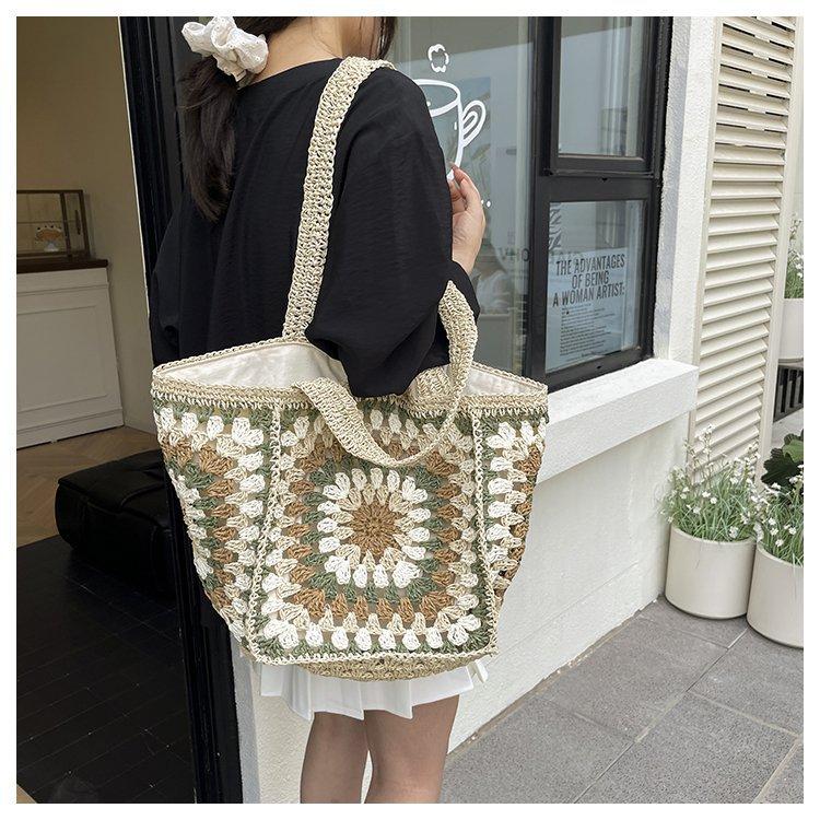 Grandmother Grid High-End Single-Shoulder Straw Bag for Women, Hand-Woven Bag with Large Capacity Canvas Lining, Beach Tote Bag