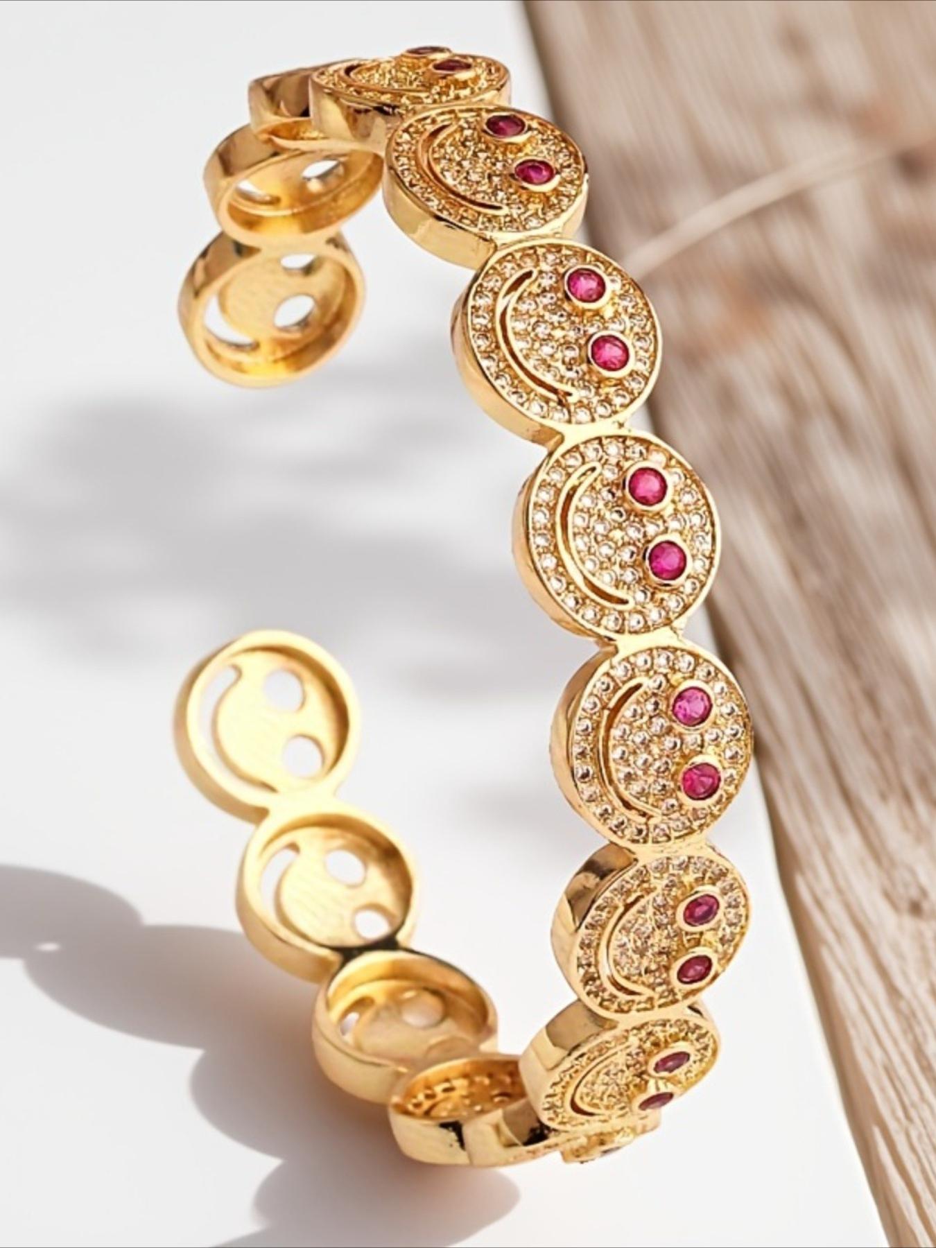 1pcs Cute Smiling Doll Adjustable Opening Bracelet for Women Party Banquet Gift Fashion Luxury Jewelry Elegant Bangle