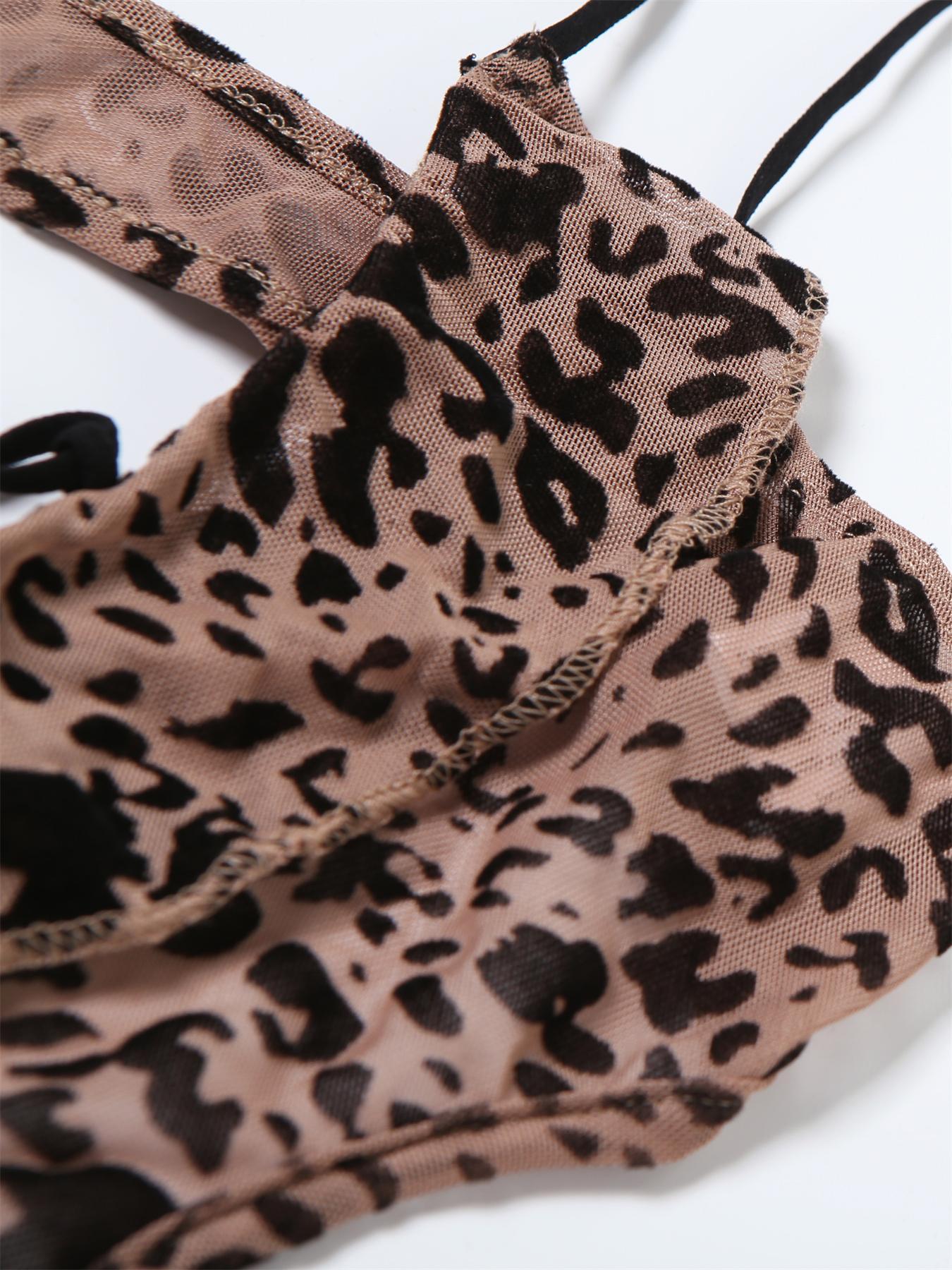 Women's Leopard Print Cut Out Romper, Sexy Fashion Casual Sleeveless Romper for Daily Outdoor Wear, Women Clothing for Summer, Leopard Print Overalls, Womenswear, Sleeveless Spaghetti Strap Overalls, Casual Comfy Jumpsuit