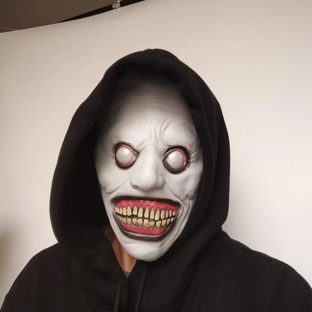 The Exorcist Mask, Spine-Chilling Halloween Mask, Terrifying Demon Headgear, Party & Cosplay Prop, Perfect for Horror Enthusiasts
