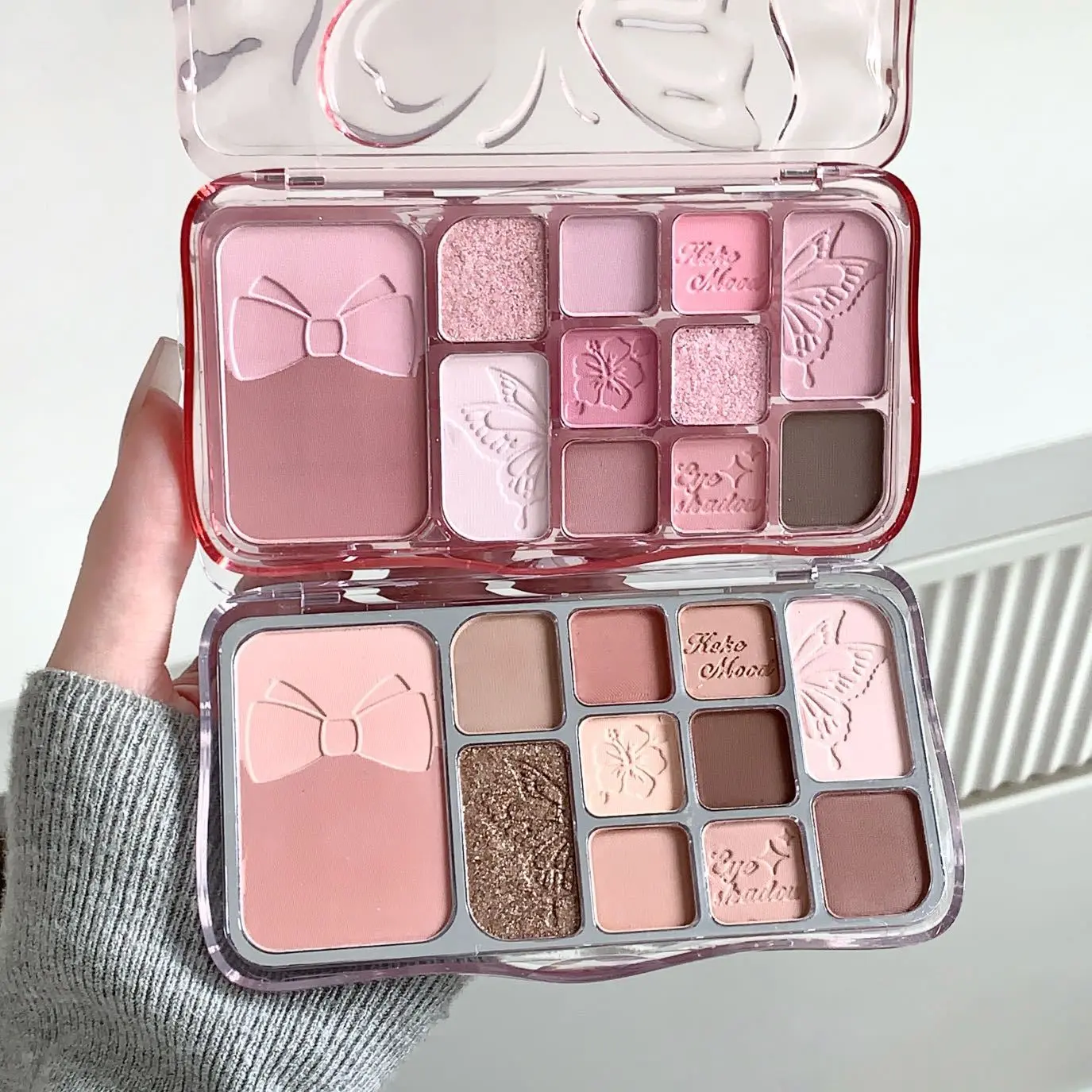 Keke mood Butterfly 12-color eyeshadow palette. Smooth blendable texture. Soft tones for daily commute makeup, create gentle atmospheric eye looks, perfect for makeup beginners. Makeup palettes
