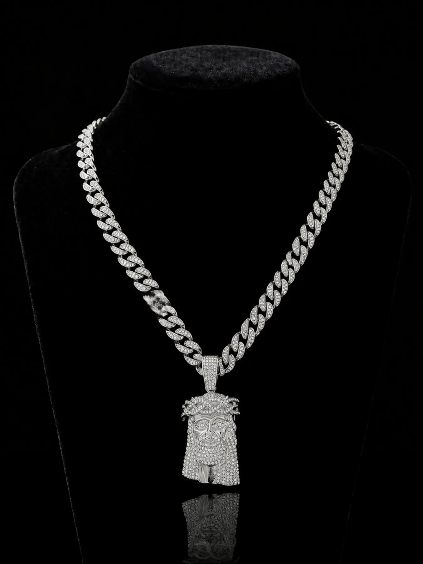 Full Paved Embossed Portrait Pendant Wide Cuban Link Chain, Vintage American Hip Hop Unisex Neck Jewelry, Streetwear Stage Shooting Statement Accessory & Trendy Birthday Gift For Street Culture Lovers