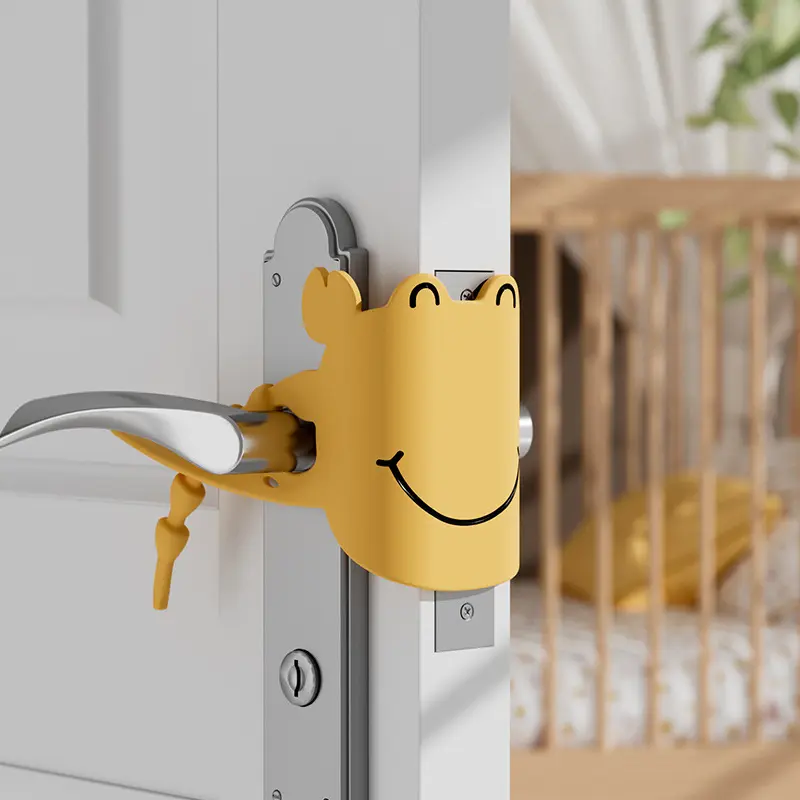 Detachable Silicone Door Latch Cover with Cute Animal Design – Adjustable Quiet Closer Silencer for Home, Yellow Door Stopper Guard for Lock, Noise Reduction Home Hardware Accessory