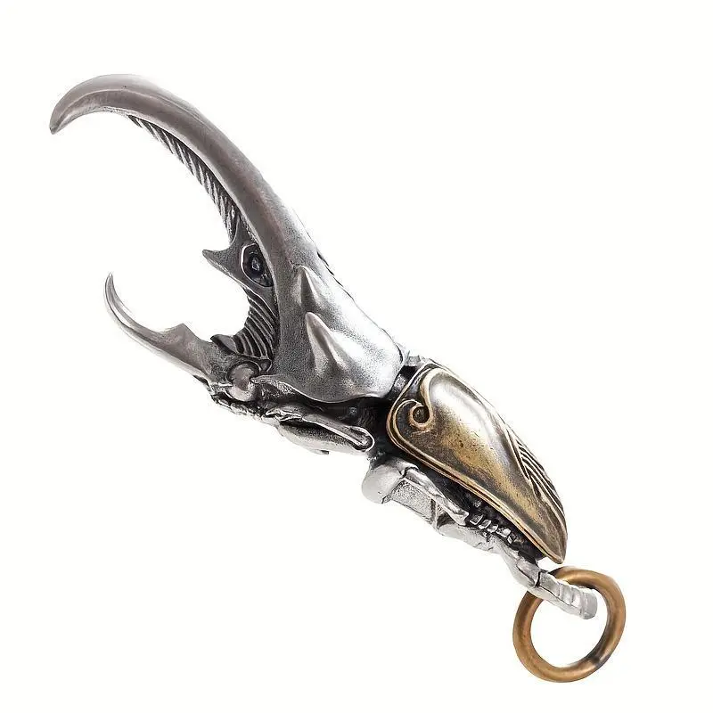 Retro 3D Beetle White Brass Keychain - Solid Metal Car Key Pendant, Elegant Everyday Hanging Accessory, Luxury Gift for Gentlemen