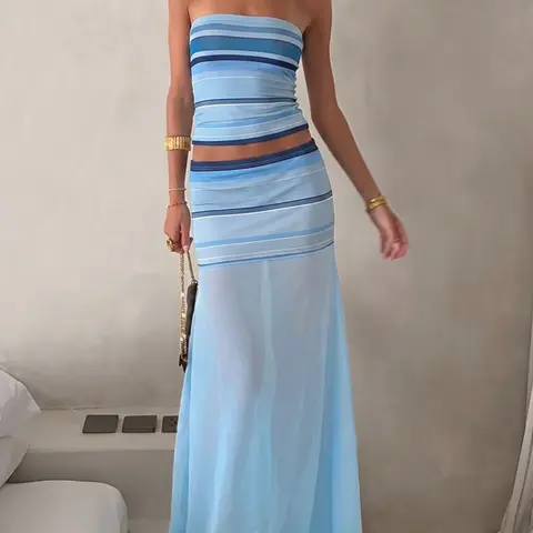 Women's Two-Piece Set, Fashion Striped Strapless Crop Top and High Waist Skirt, Sleeveless Slim-Fit Casual Matching Set Summer for Summer Daily Wear