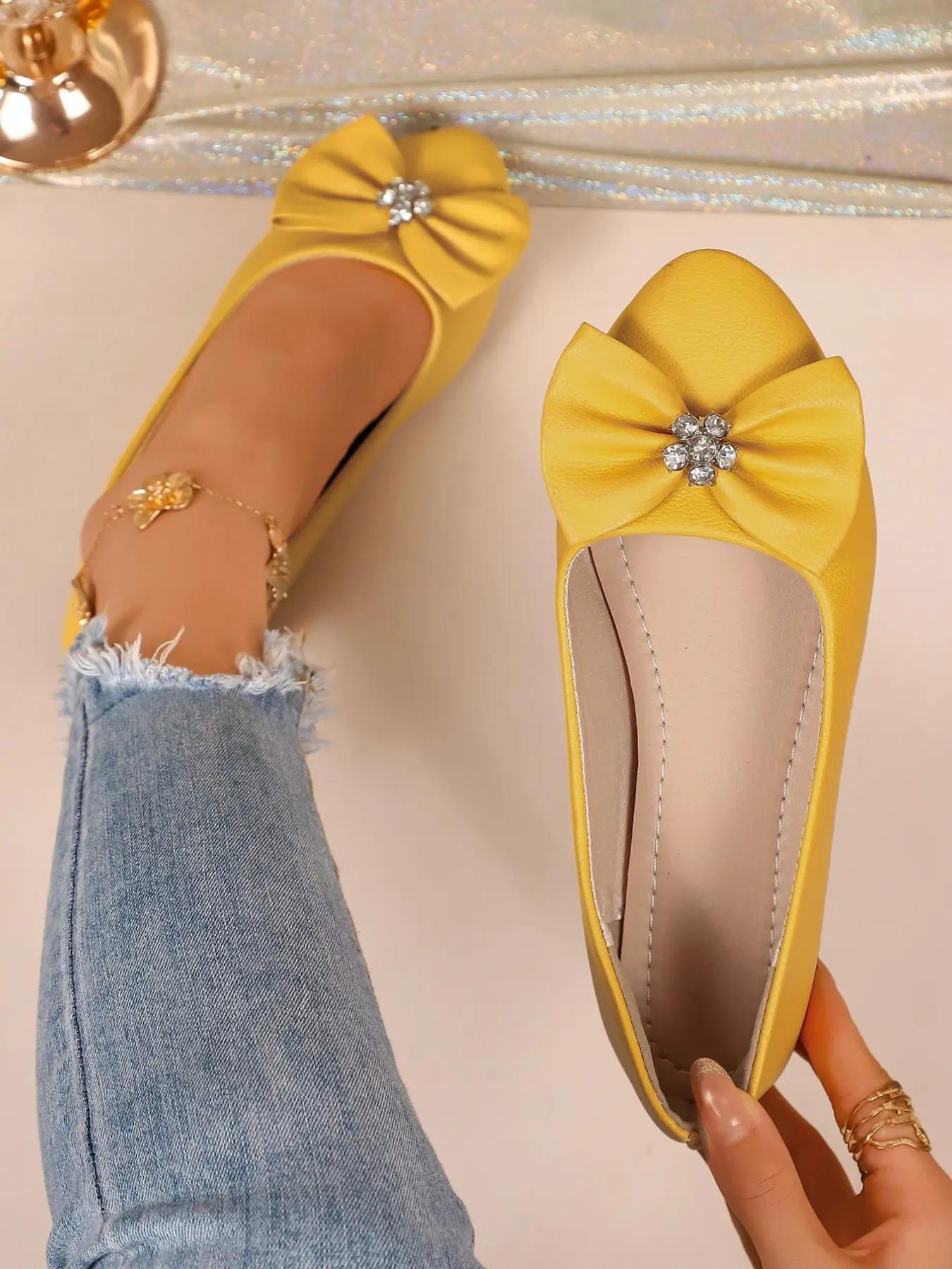 Women's Leather Rhinestone Bow Pointed Toe Flat Shoes, Soft Sole Breathable Anti-Slip Ballet Flats, Wedding Date Commute Footwear