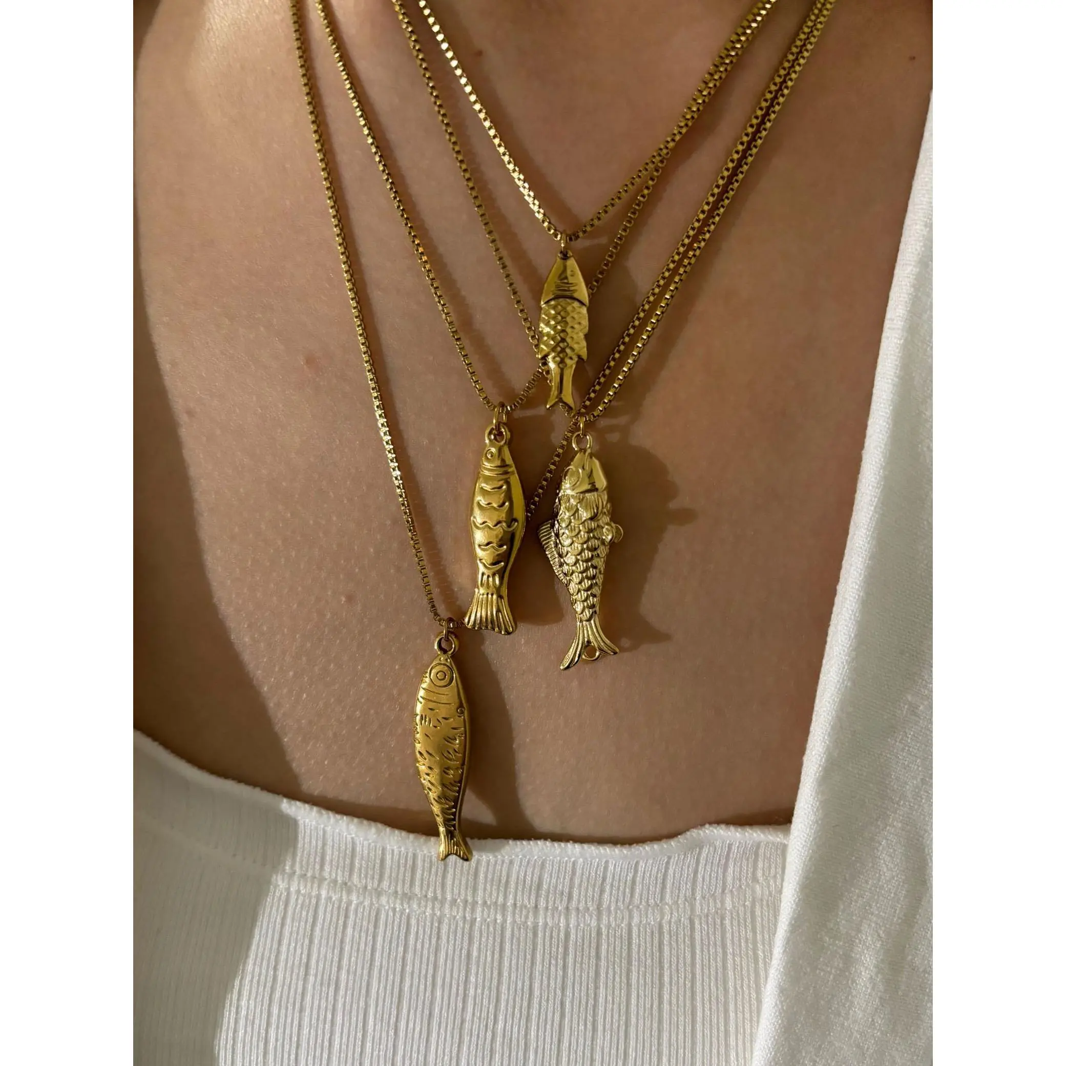 Peri'sbox Trendy 4 Designs Stainless Steel 18K Gold Plated Fish Pendant Necklace for Women Waterproof Beach Party Jewelry Summer