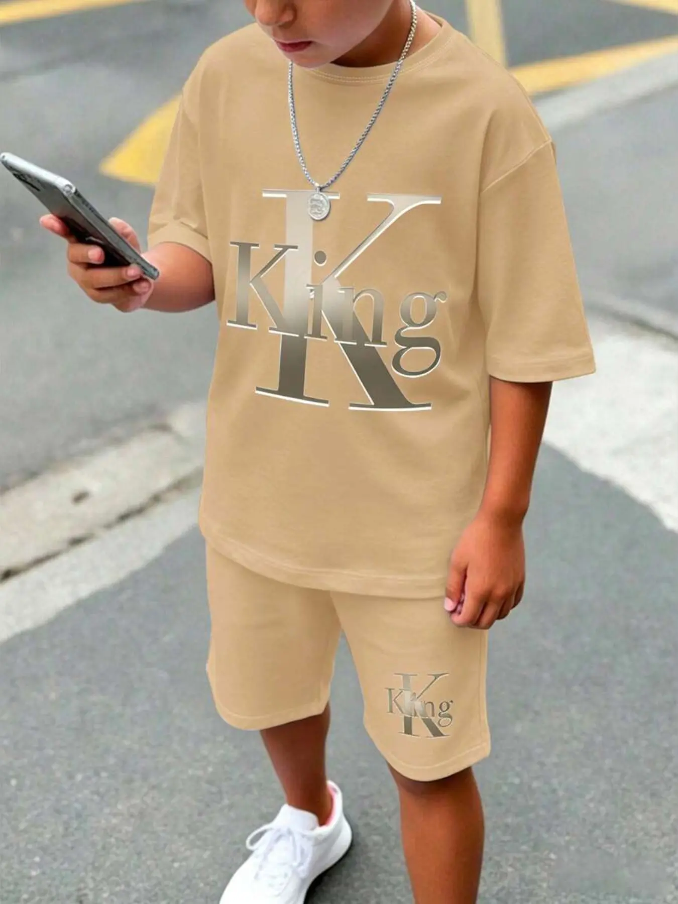 Boys' Cartoon Print Short Sleeve Shorts Set, American Style Summer Kids Sport Two-Piece, Casual Loose-Fitting Suit, Summer Clothing Set