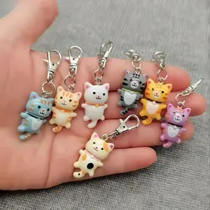 Kawaii Cute Cat Character Keychain Set – Fashion Bag Charm Keychains for Women, Stylish Animal Design Car Key Decoration & Everyday Accessories