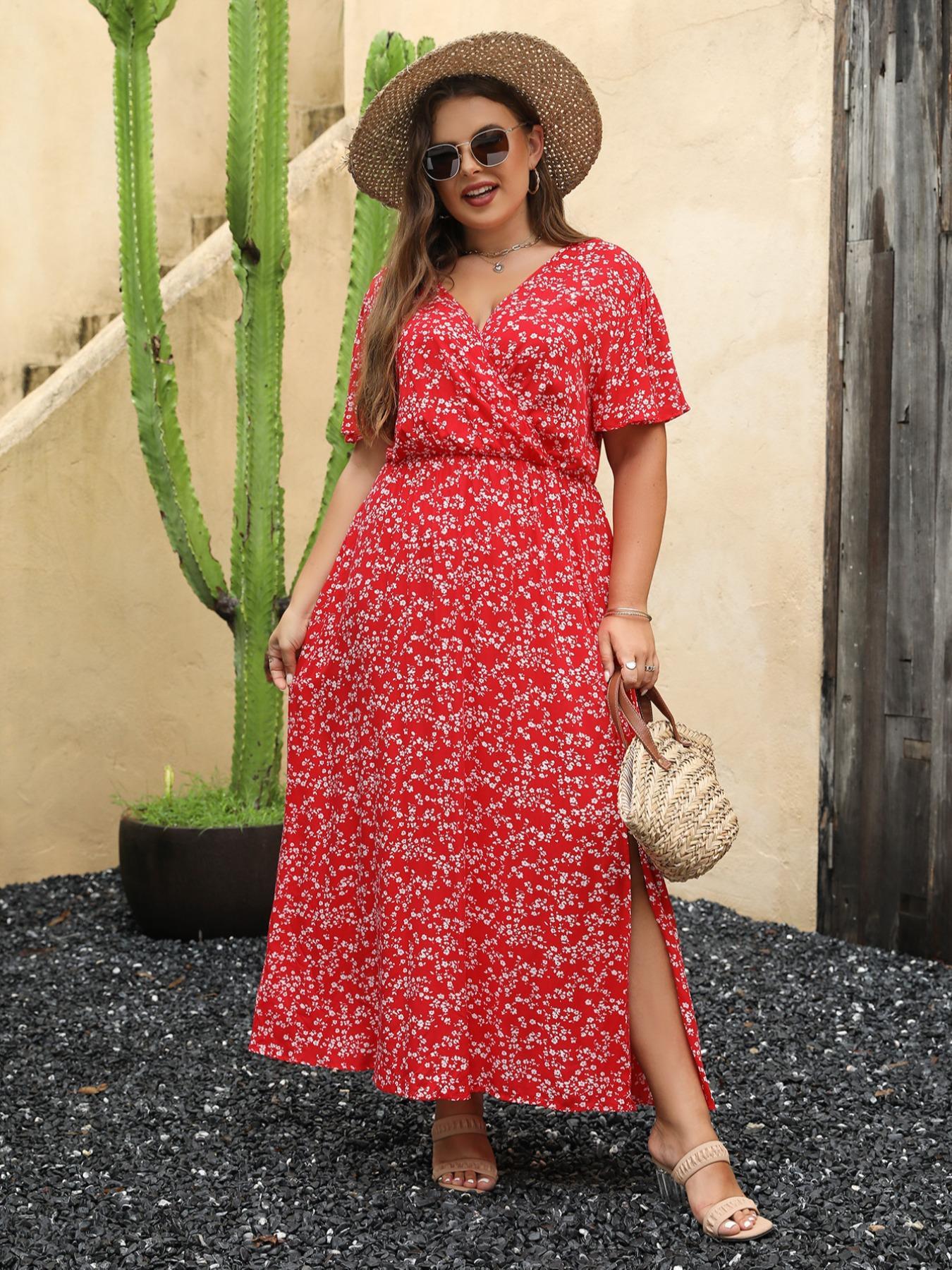 【Plus Size】 Ditsy Floral Print Wrap Split Thigh Dress, Boho Fashion Dress, Boho Butterfly Sleeve V Neck A Line Dress for Beach Holiday Vacation, Women's Clothes for Summer