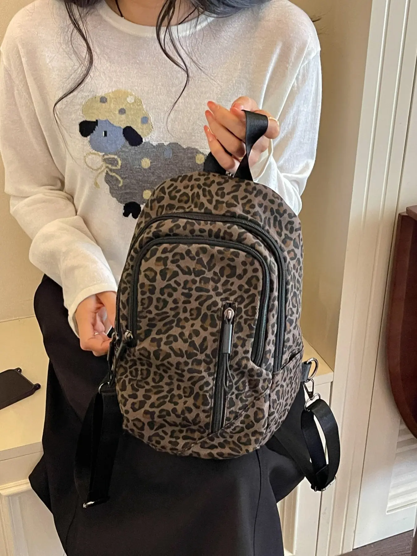 Vintage Leopard Print Mini Backpack for Women, Multi-Layer Lightweight Casual Small Bag, Crossbody Shoulder Bag for Daily Use and Commute