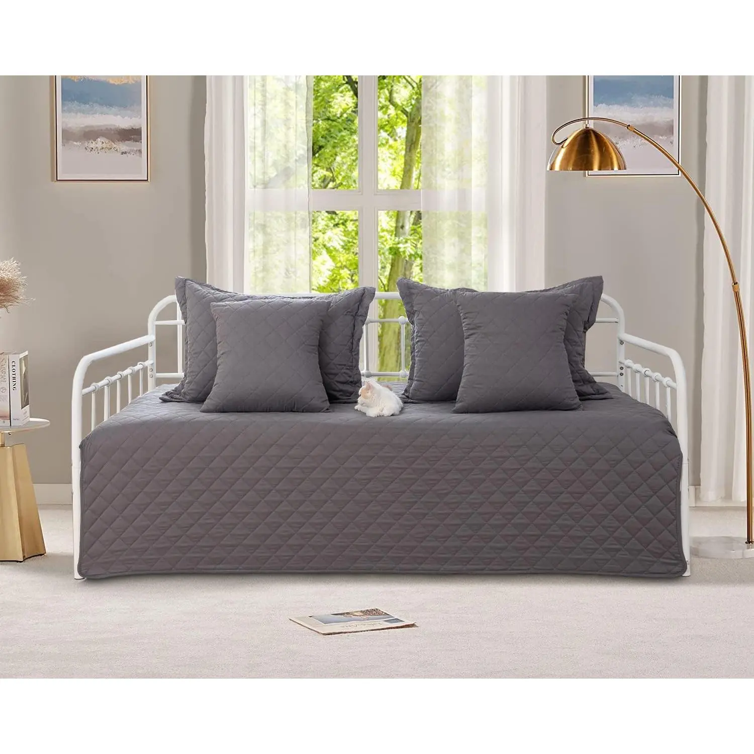 5-Piece Twin Gray Geometric Print Daybed Cover Set, Cozy All Season Daybed Bedding Sets, Double Sided Quilting Daybed Comforter Bedspread with 4 Pillow Shams, Size 39"x75"