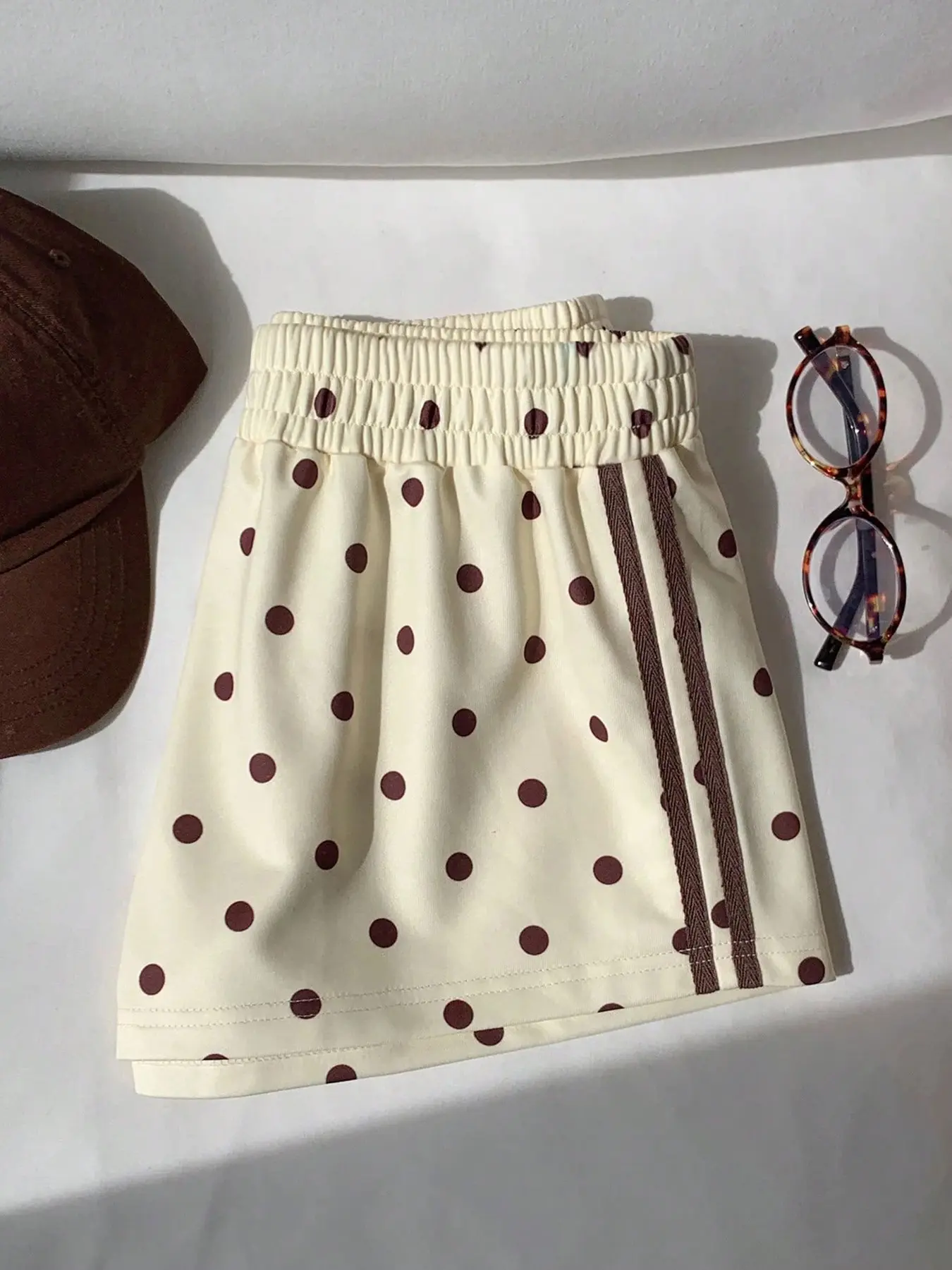 Women's Polka Dot Summer Beach Shorts Elastic High Waist Side Stripe Detail Loose Fit Silhouette Trendy Casual Style Perfect for Daily Wear Beach Outings
