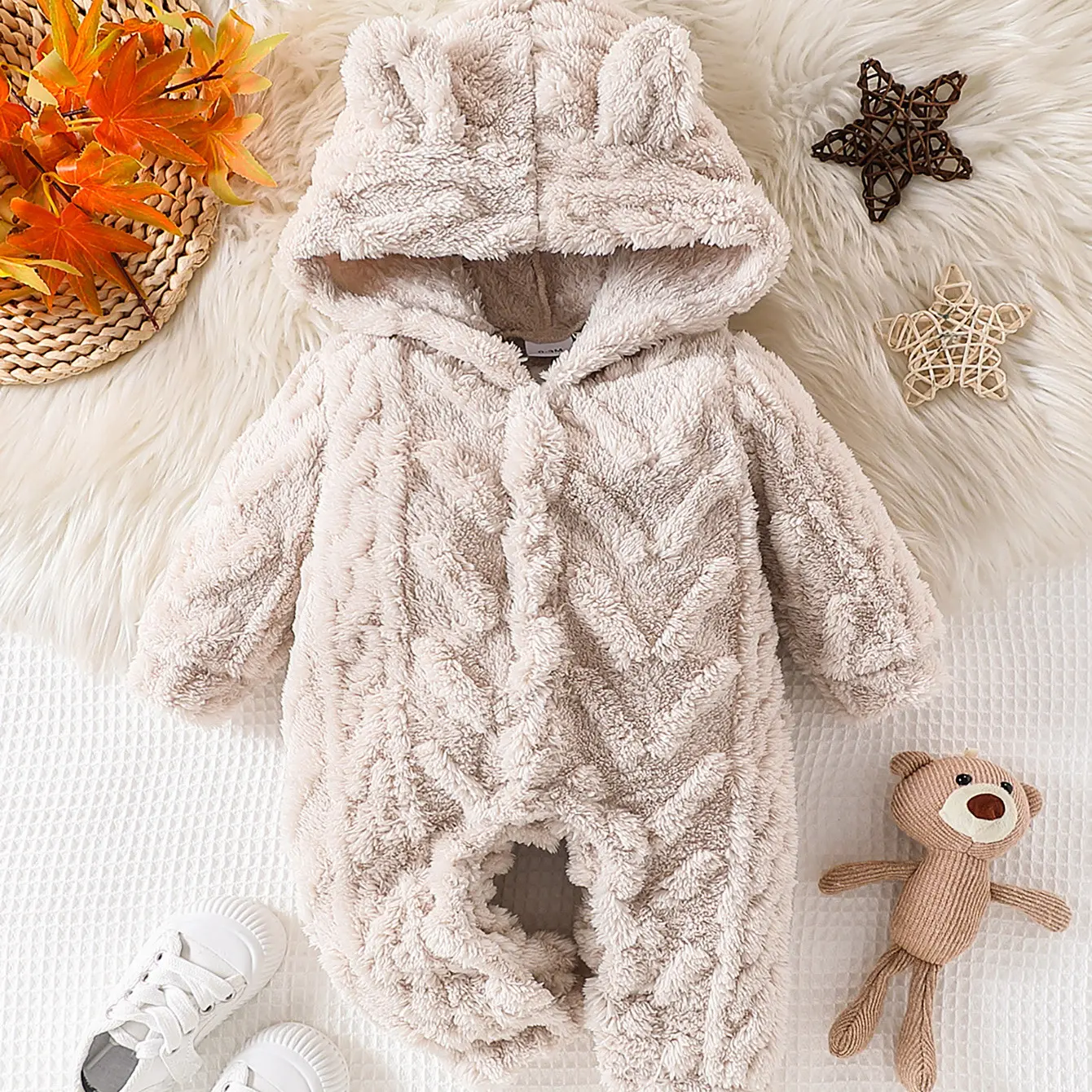 Baby Plush Romper, Warm Fleece Long Sleeve One-Piece Outfit, Cozy Infant Bodysuit, Soft Winter Baby Clothing