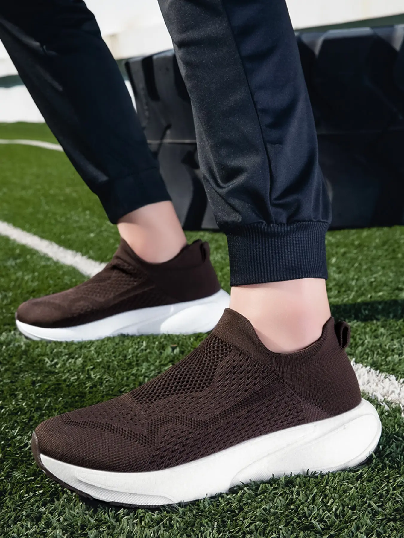 Breathable Lightweight Slip-On Sports Shoes, Unisex Fashion Casual Running Shoes, Ideal for Fitness, Jogging, Walking