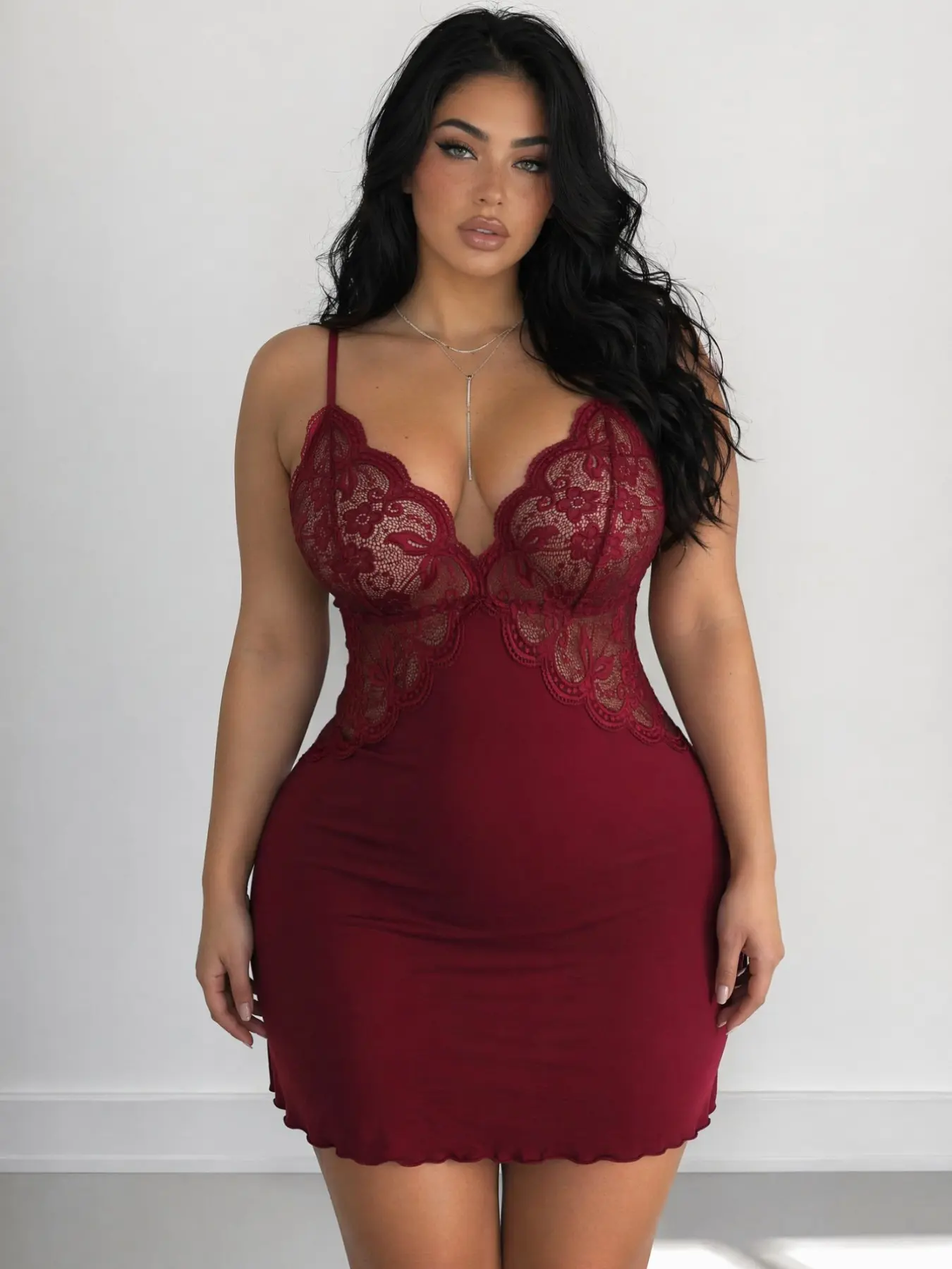 Plus Size Sexy Thin Strap Nightgown, Fashion Patchwork Lace Pajamas, Comfortable Breathable Fabric, Ideal for Daily Wear, Nightwear