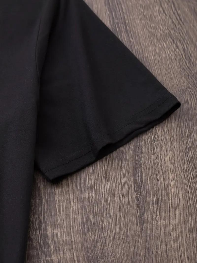 Iconic Michael Myers Jason Voorhees Heart Gesture Horror Movie Friendship Pattern Unisex T-Shirt Premium Soft Cotton Casual Crew Neck Short Sleeve Breathable Top for Halloween Valentine's Day Gift