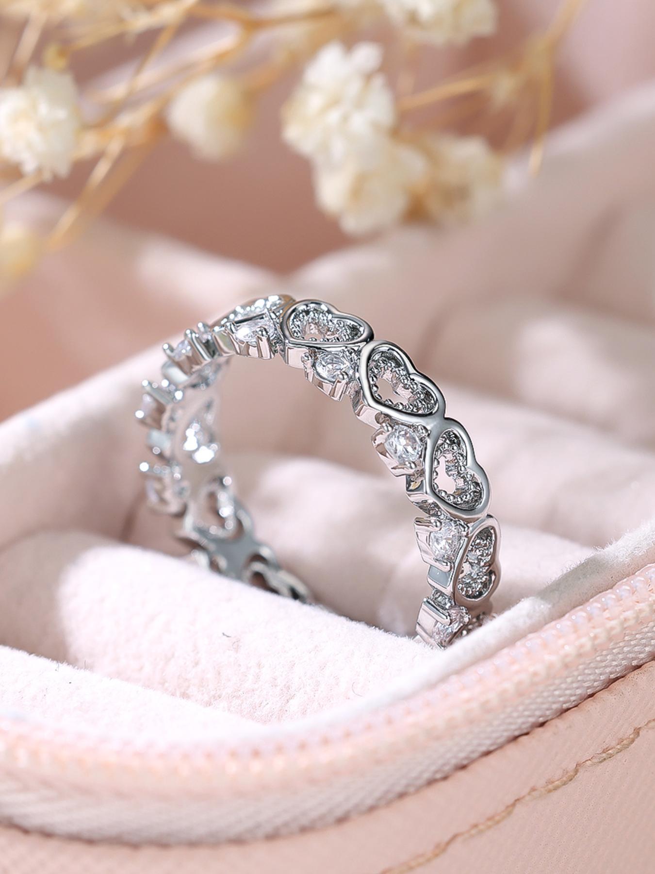 1 Piece Fashion Heart Shaped Engagement Ring, Heart Cluster Ring, Elegant Copper Jewelry for Women, Girl's Temperament All-match Accessory, Gifts for Wife, Heart Design Ring