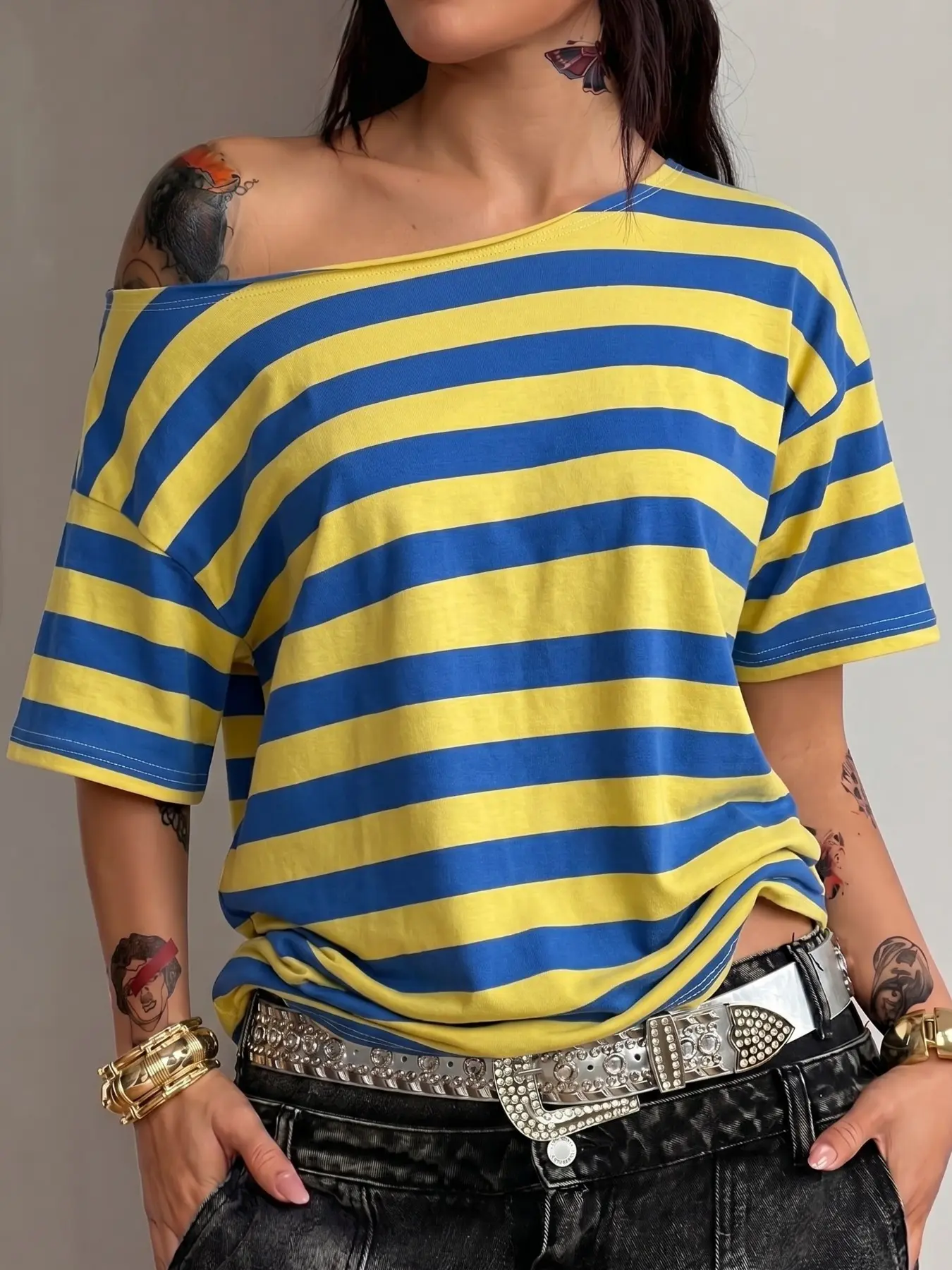 Trending Y2K Aesthetic Women Striped Top, Slouchy Off The Shoulder Oversized, Baggy Tee, Cute Summer Festival Outfit Vibes, Loose Fit Drop Shoulder Streetwear, Harajuku Retro Style Tee