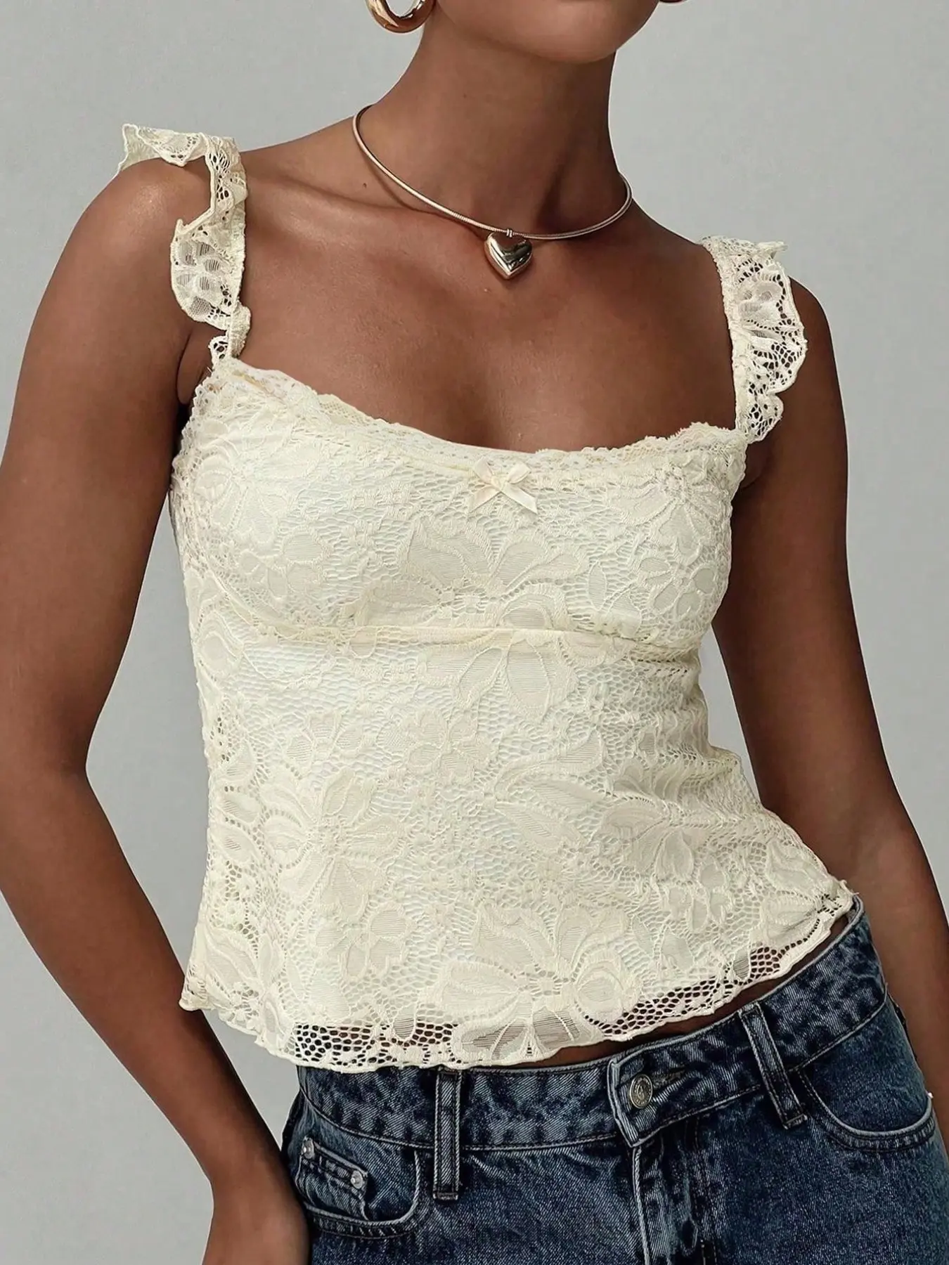 Sexy Lace Design Ruffled Shoulder Straps Bowknot Lace Patchwork Sleeveless Vest, New Summer Chic Aesthetic Fashion Top, Trendy Ladies' Clothing