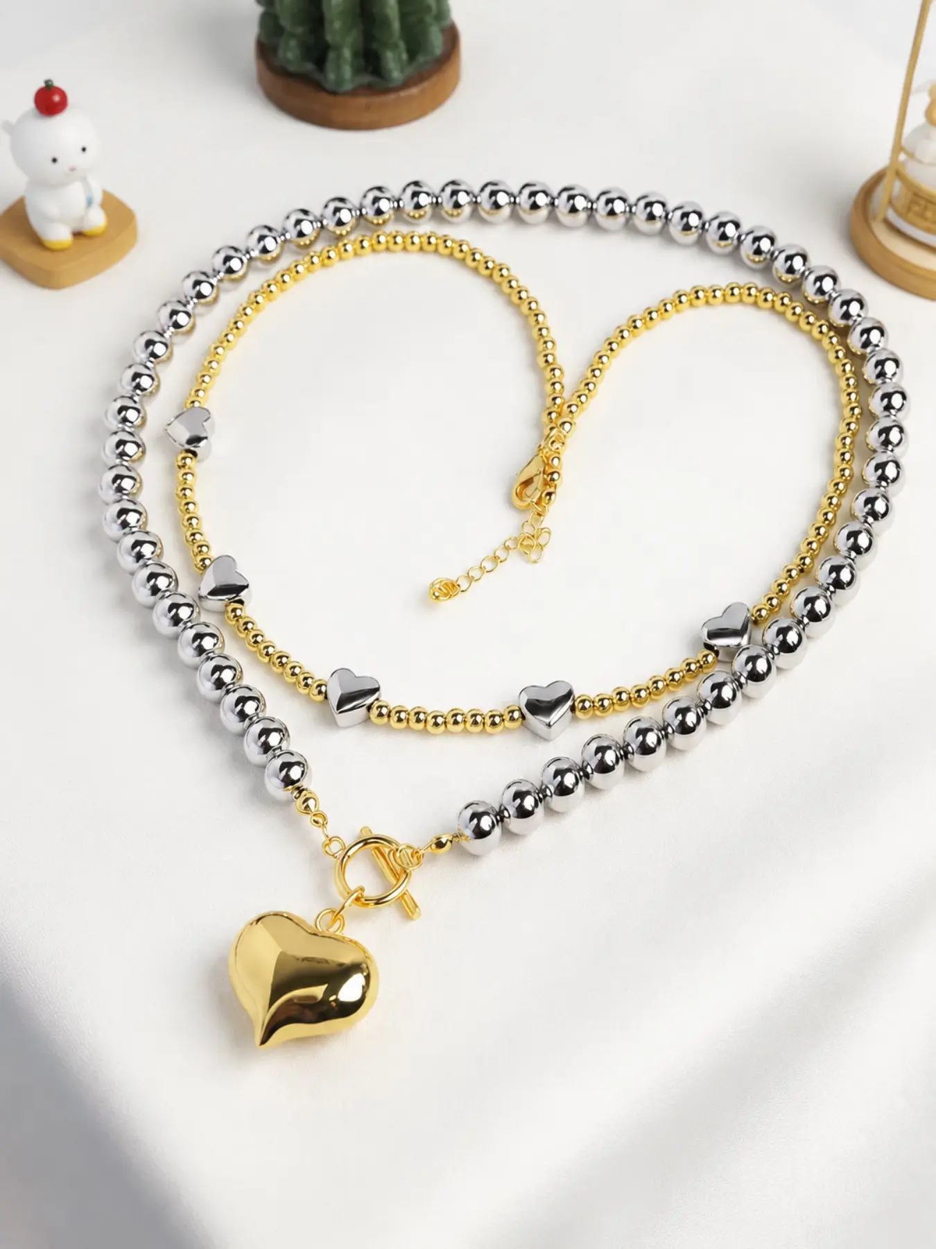 Chunky Gold Silver Layered Heart Necklace for Women, Mixed Metal Puffy 3D Love Toggle T Bar Clasp Pendant, Trendy Y2K Statement Beaded Chain Necklace, Stainless Steel Anti Tarnish Hypoallergenic Jewelry, Valentine’s Day Gift for Her