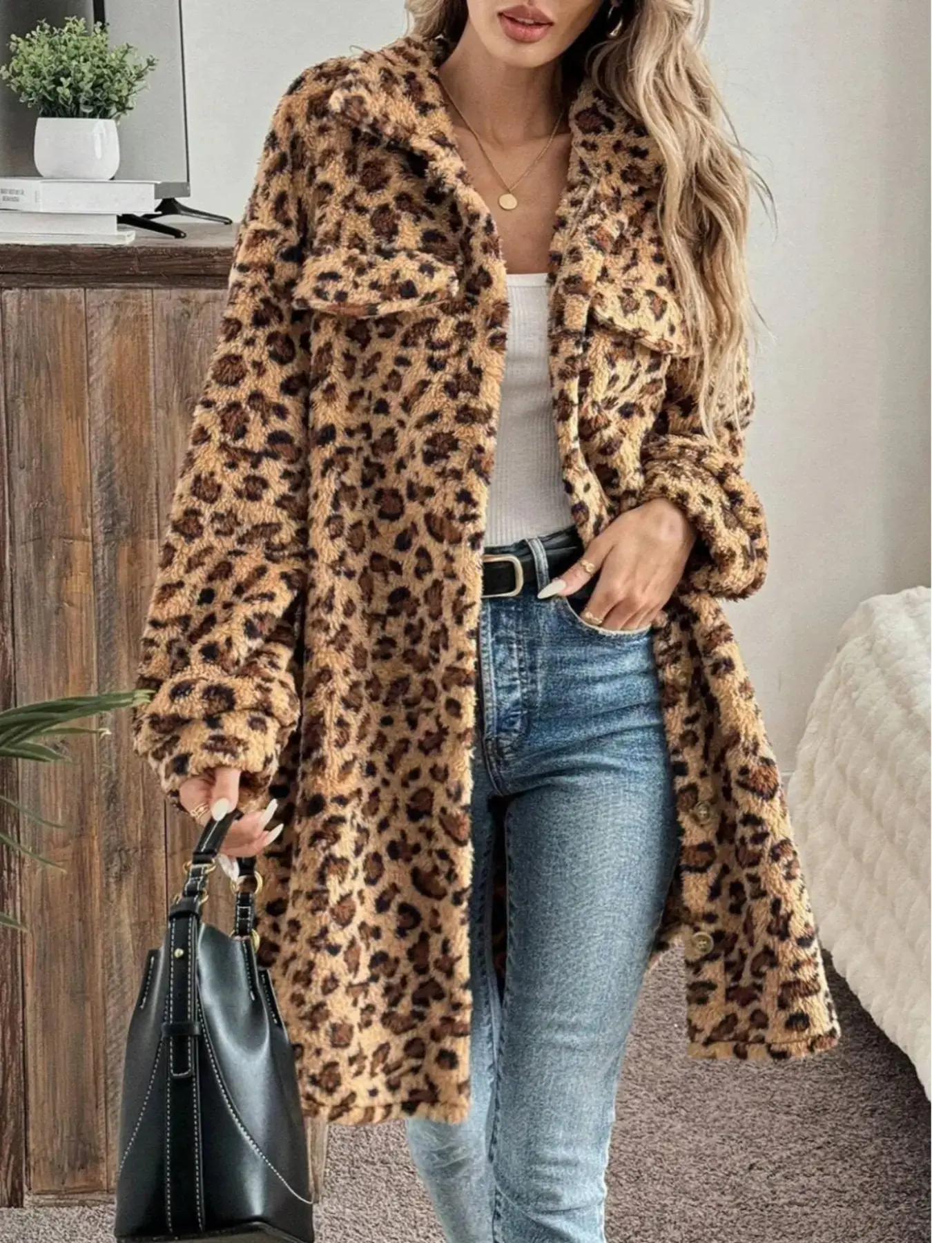 Women's Fashionable Leopard Long Sleeve Collared Plush Reversible Winter Jacket Coat - Custom Fit Casual Warm Outerwear for Autumn & Winter