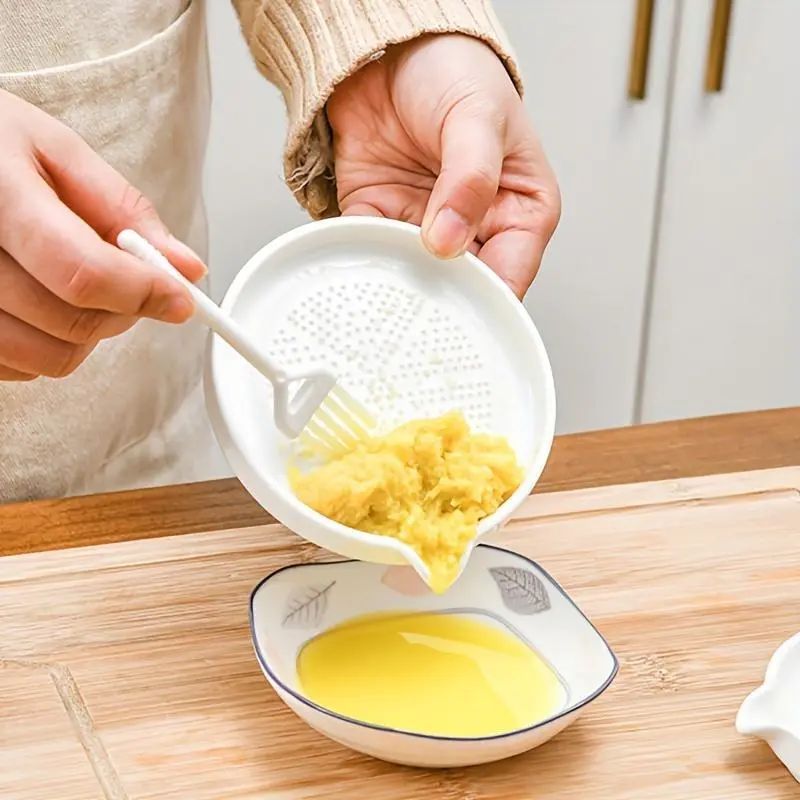 1pc Ceramic Garlic Grater & Vegetable Masher - Perfect for Making Gourmet Dishes