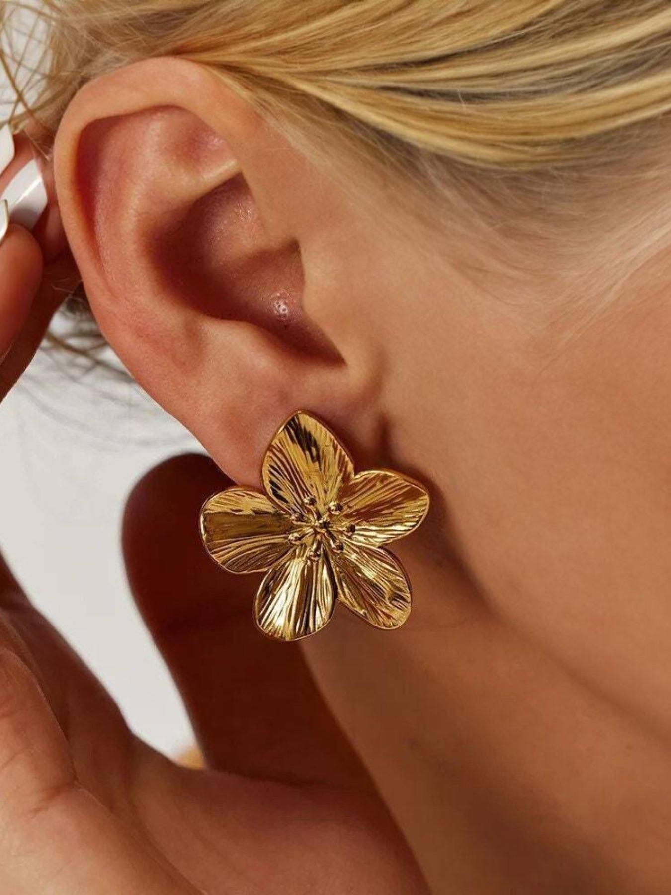 Textured Metal Flower Design Stud Earrings, Fashionable Jewelry for Women for Party, Daily Decor, Trendy All-match & Exquisite Jewelry for Birthday Gift, High Quality Earrings