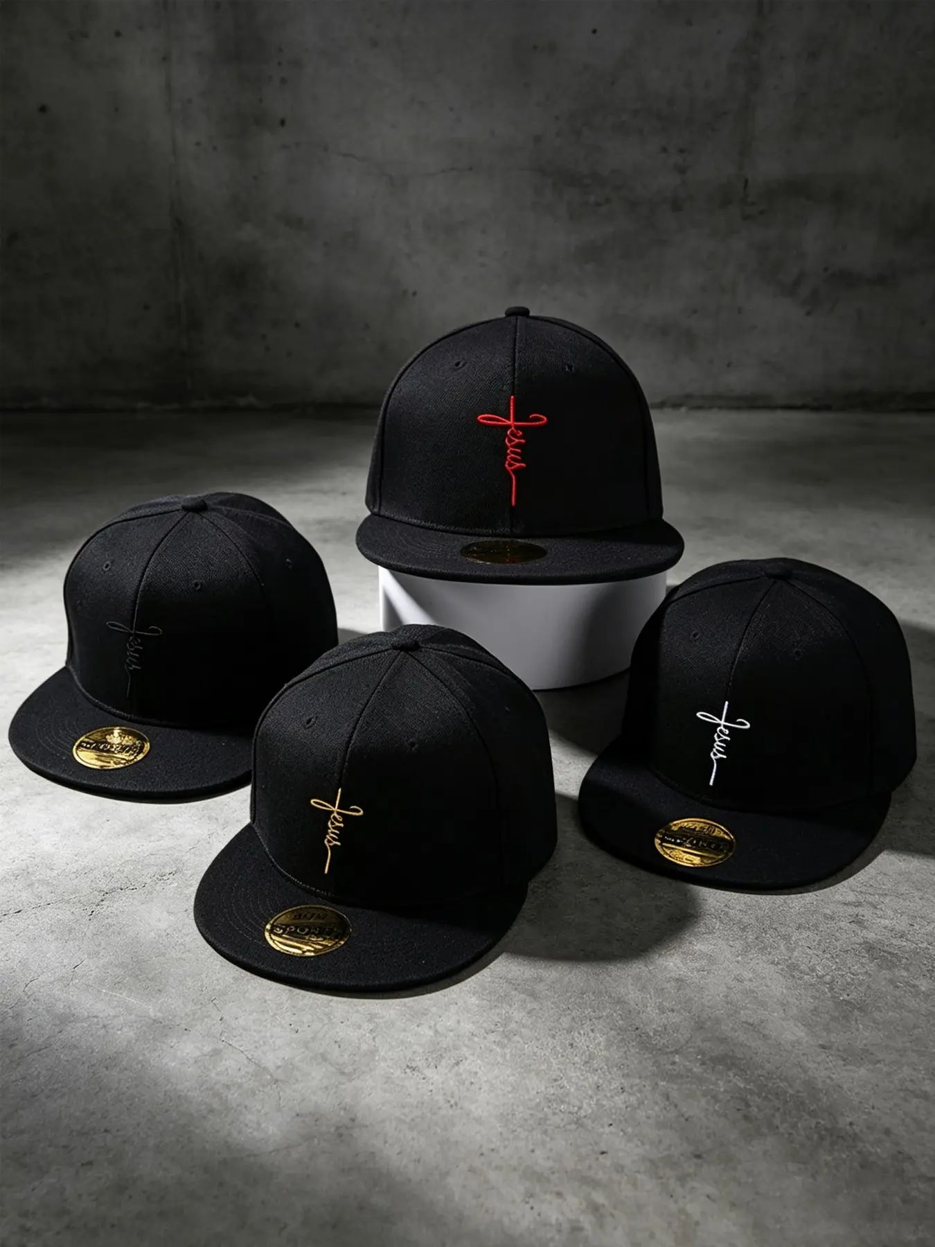 4pcs Unisex Cross Embroidery Hip-Hop Cap Fashionable Sports Baseball Cap Adjustable Casual Hat with Cross Suitable for Spring and Autumn Travel Beach and Party