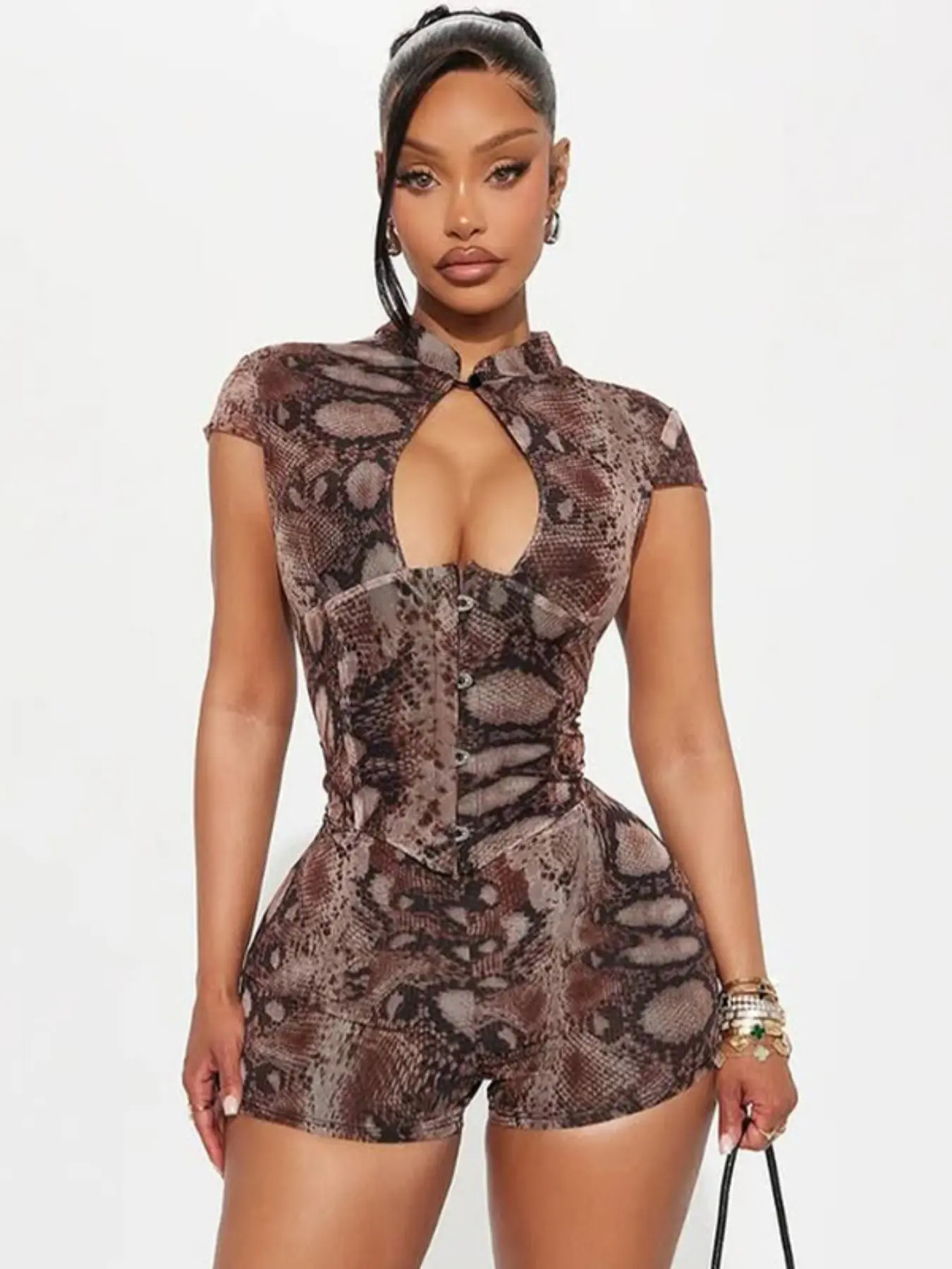 Snake Skin Print Sporty Jumpsuit, Stand Collar Hollow Out Design, Buttoned Sleeveless Fit, High Waist Short Jumpsuit for Multiple Occasions