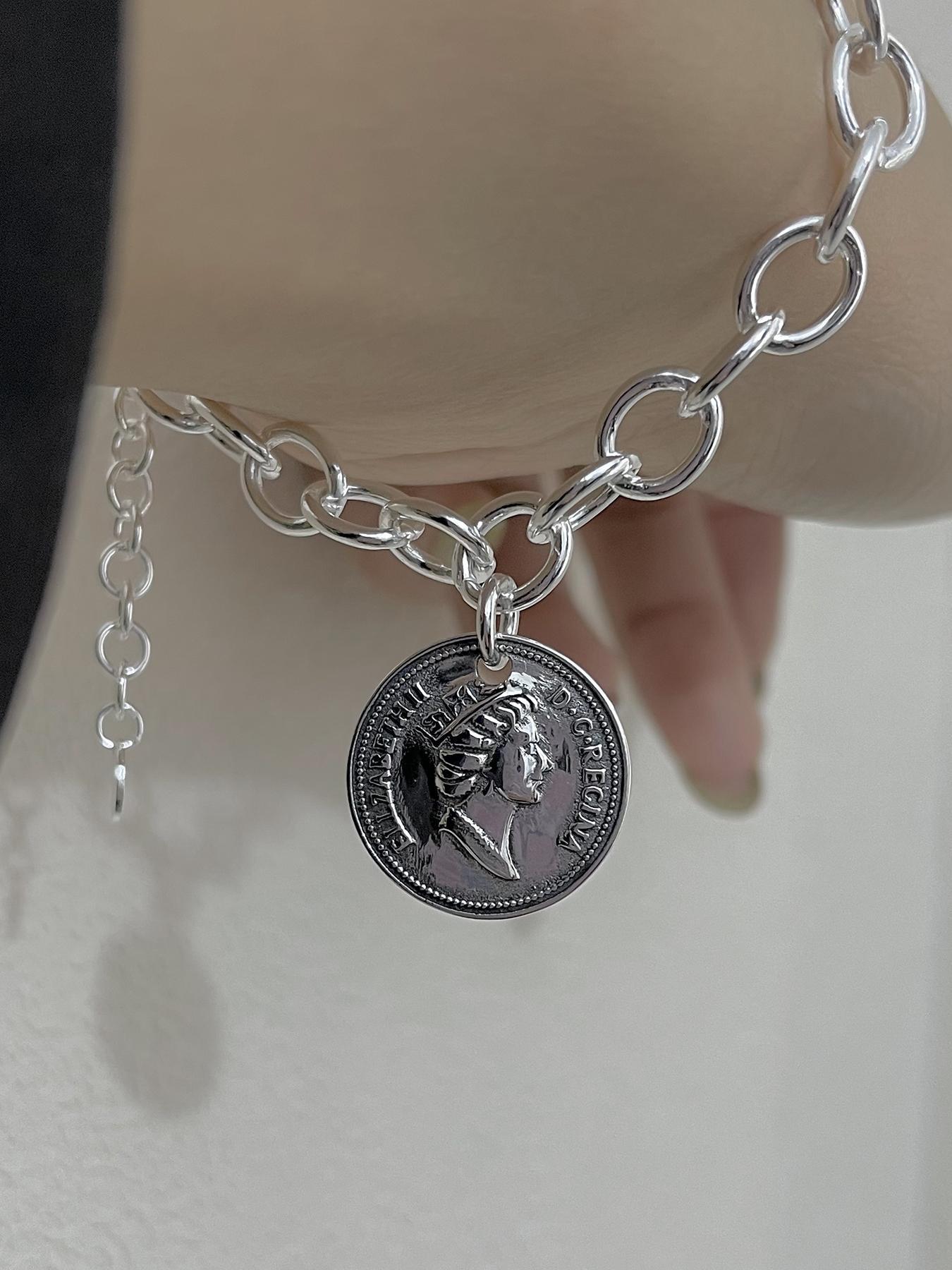 S925 Sterling Silver Vintage Queen Coin Design Bracelet with Pendant, Fashionable Chain Bracelet for Women & Girls, Trendy All-match & Exquisite Jewelry for Birthday Gift, Charm bracelets
