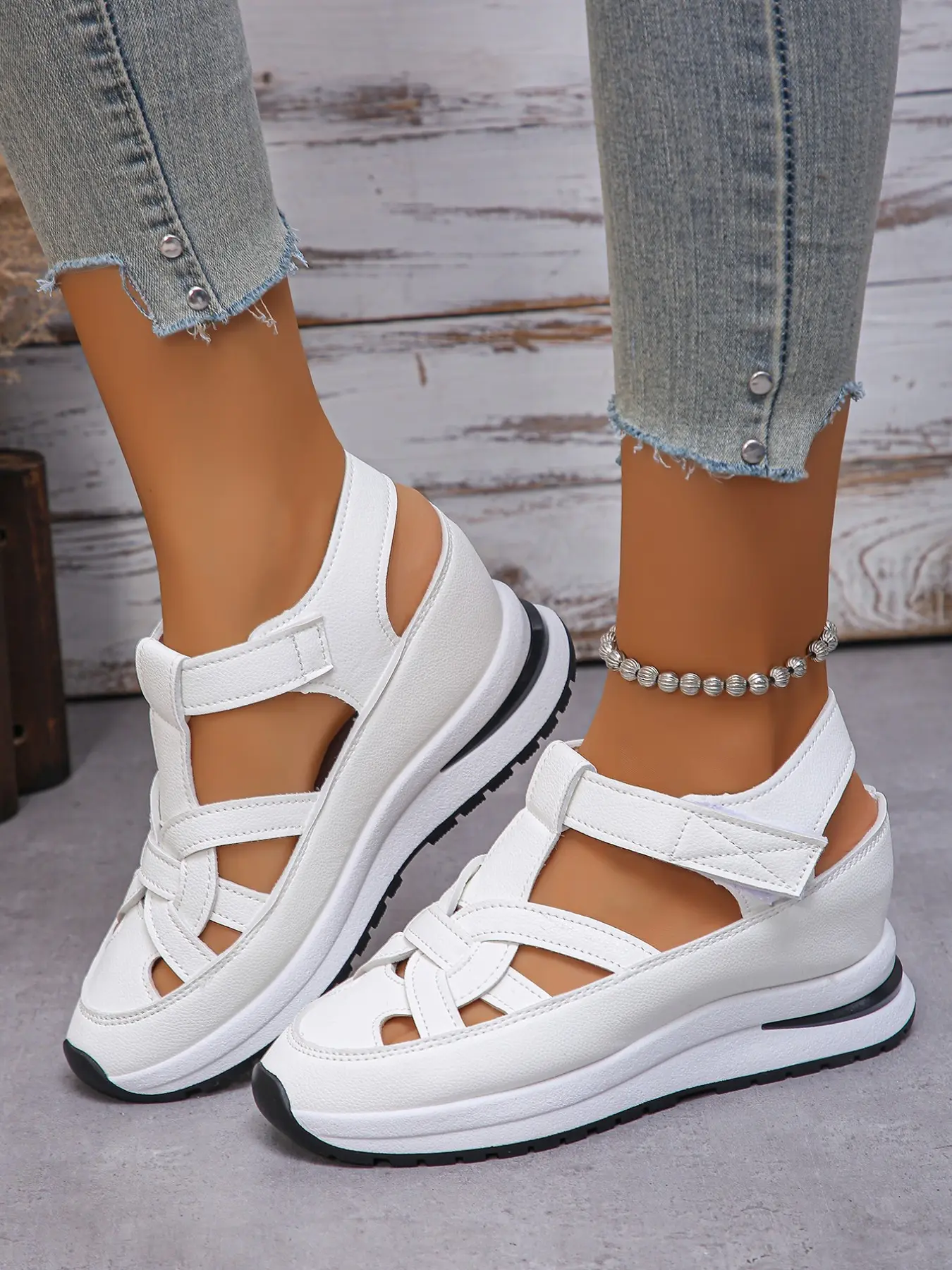 2026 Summer New Large Size Thick Sole Sports Sandals for Women, Breathable Hollow Out Roman Shoes, Soft Anti-Slip Velcro Casual Shoes, Non Slip Sandals