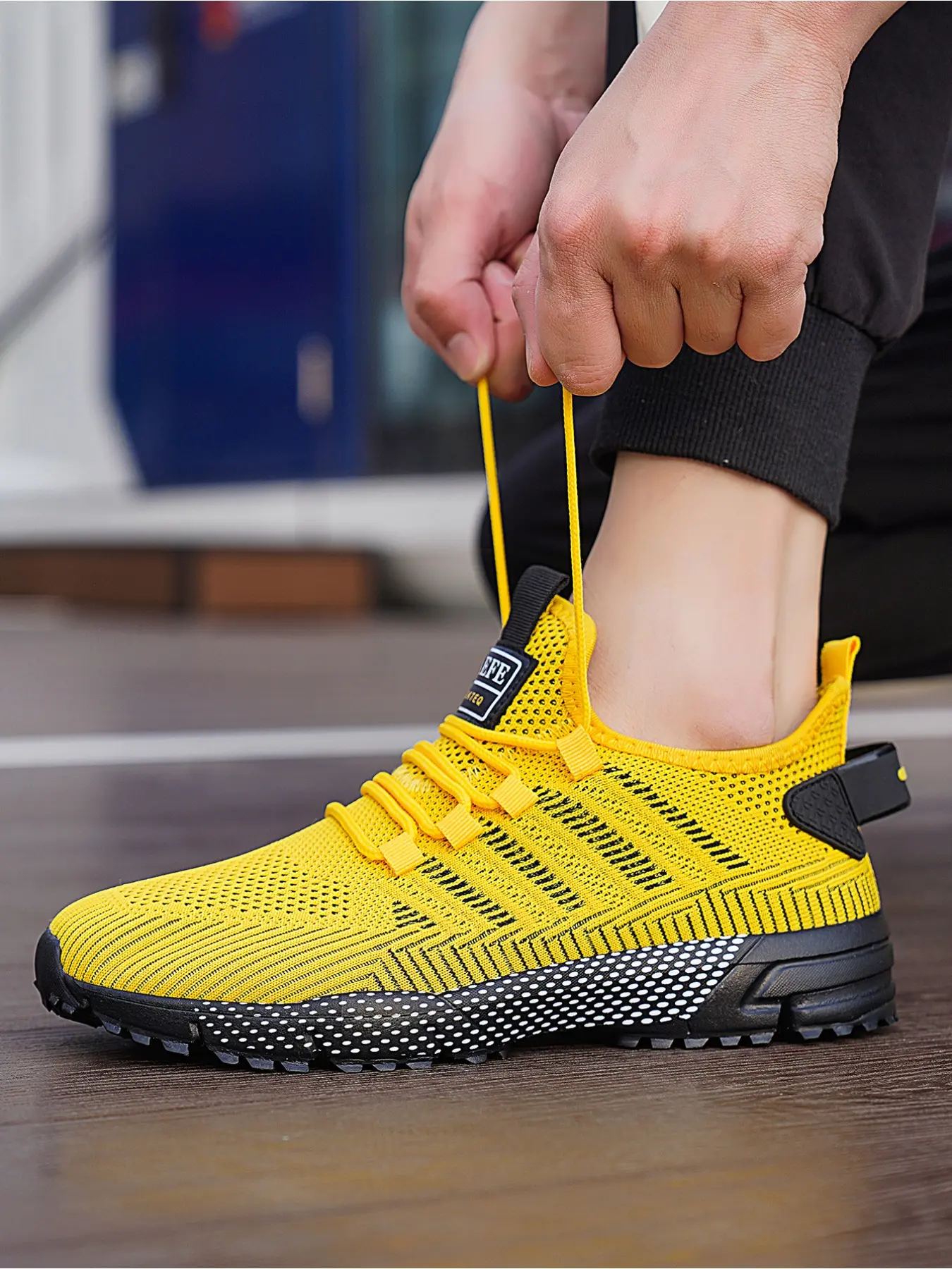 Men's lightweight knitted training shoes, sports walking fitness training shoes